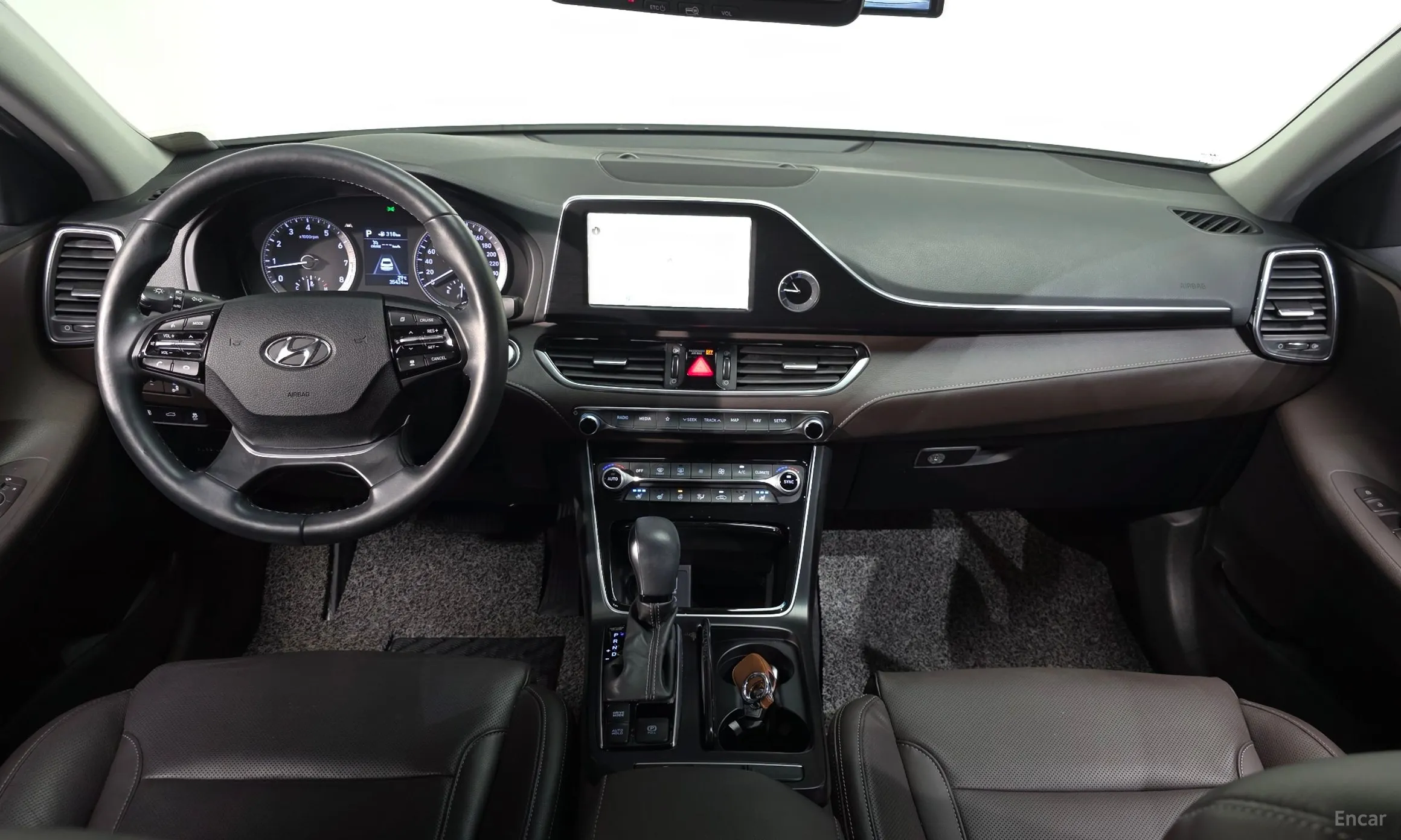 Hyundai Grandeur IG превью 4
