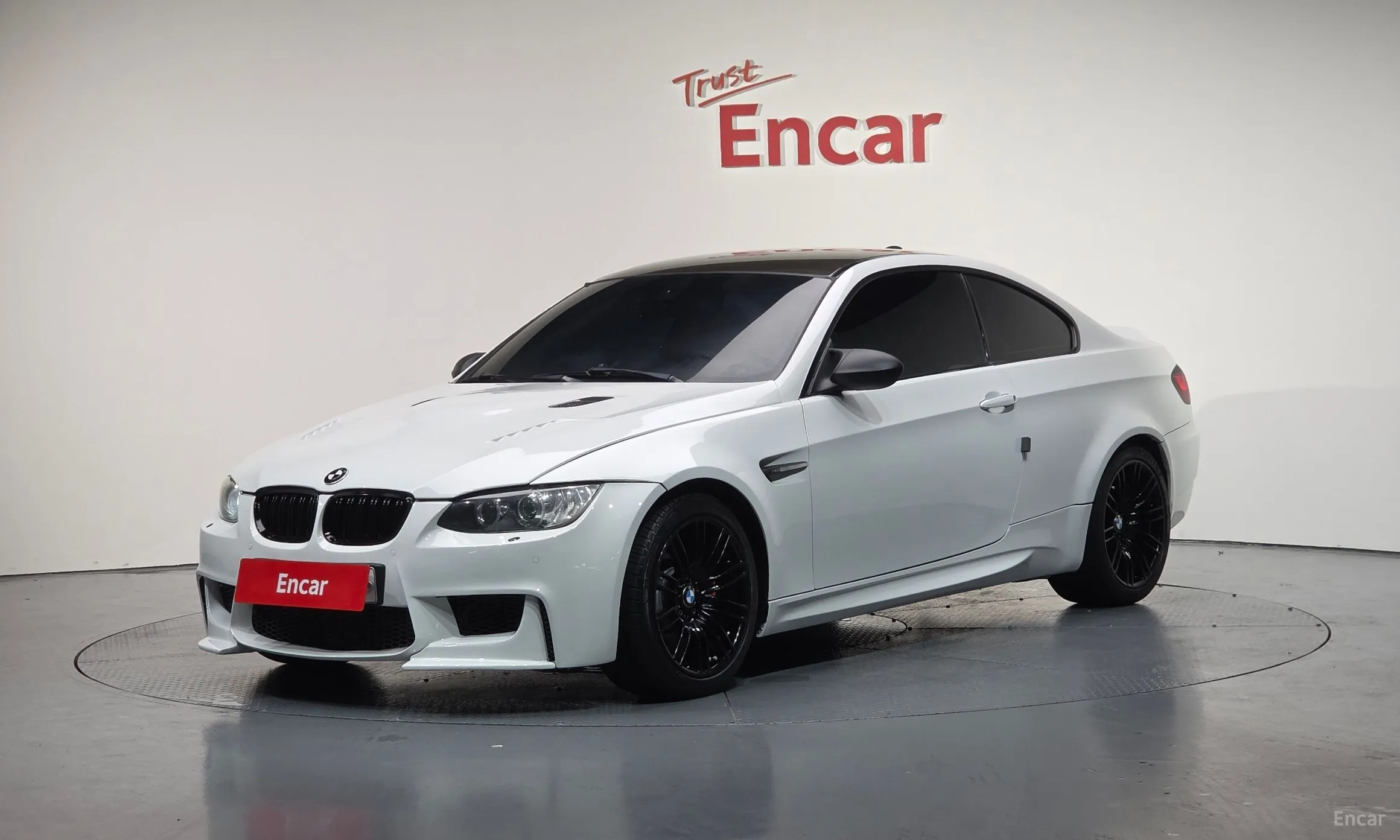 BMW M3 (E90)