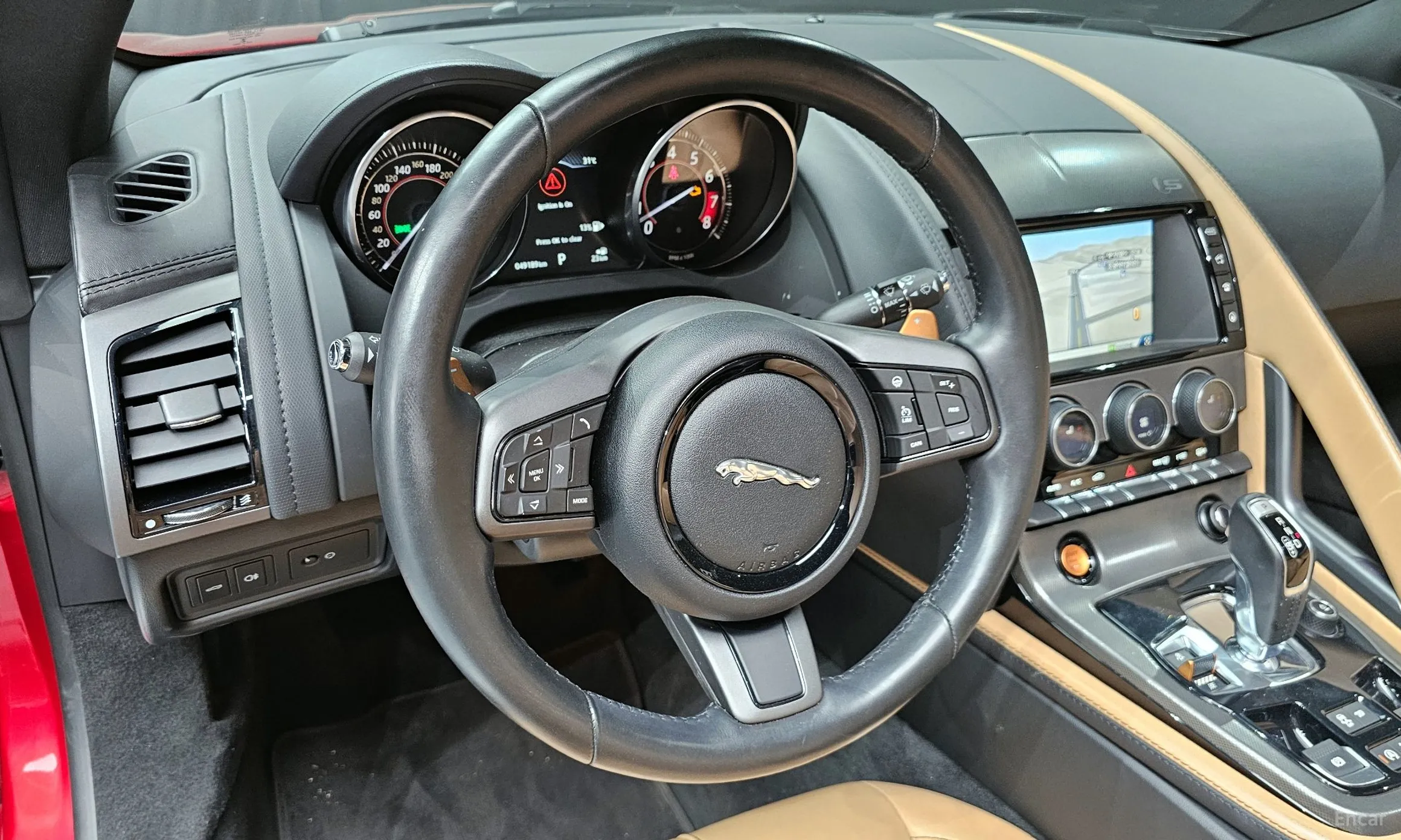 Jaguar F-TYPE превью 12