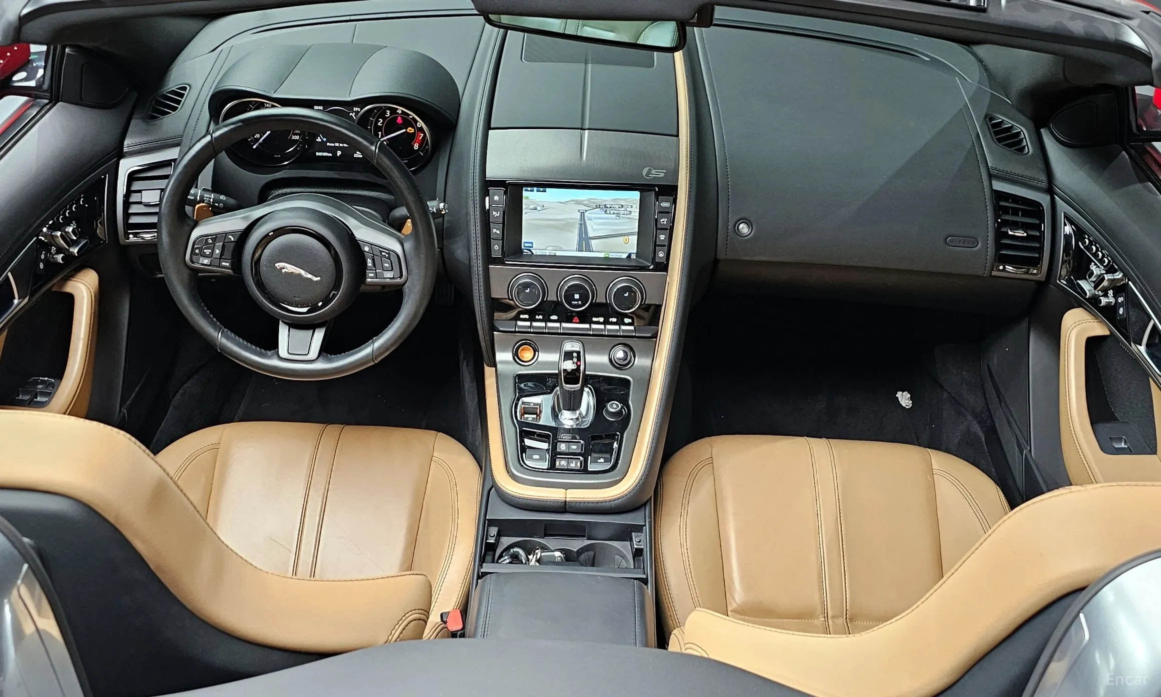 Jaguar F-TYPE превью 7