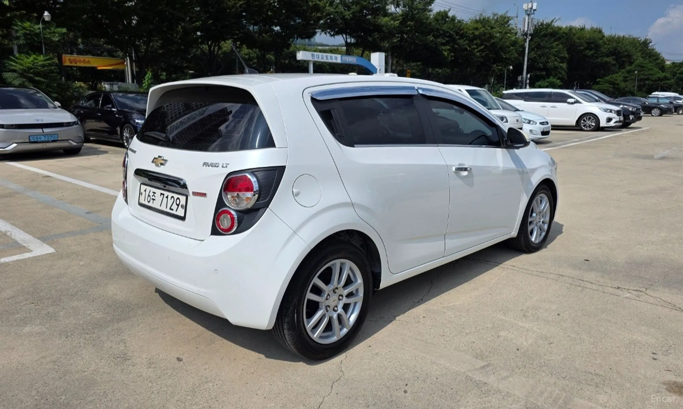 Chevrolet (GM Daewoo) Aveo Hatchback превью 3