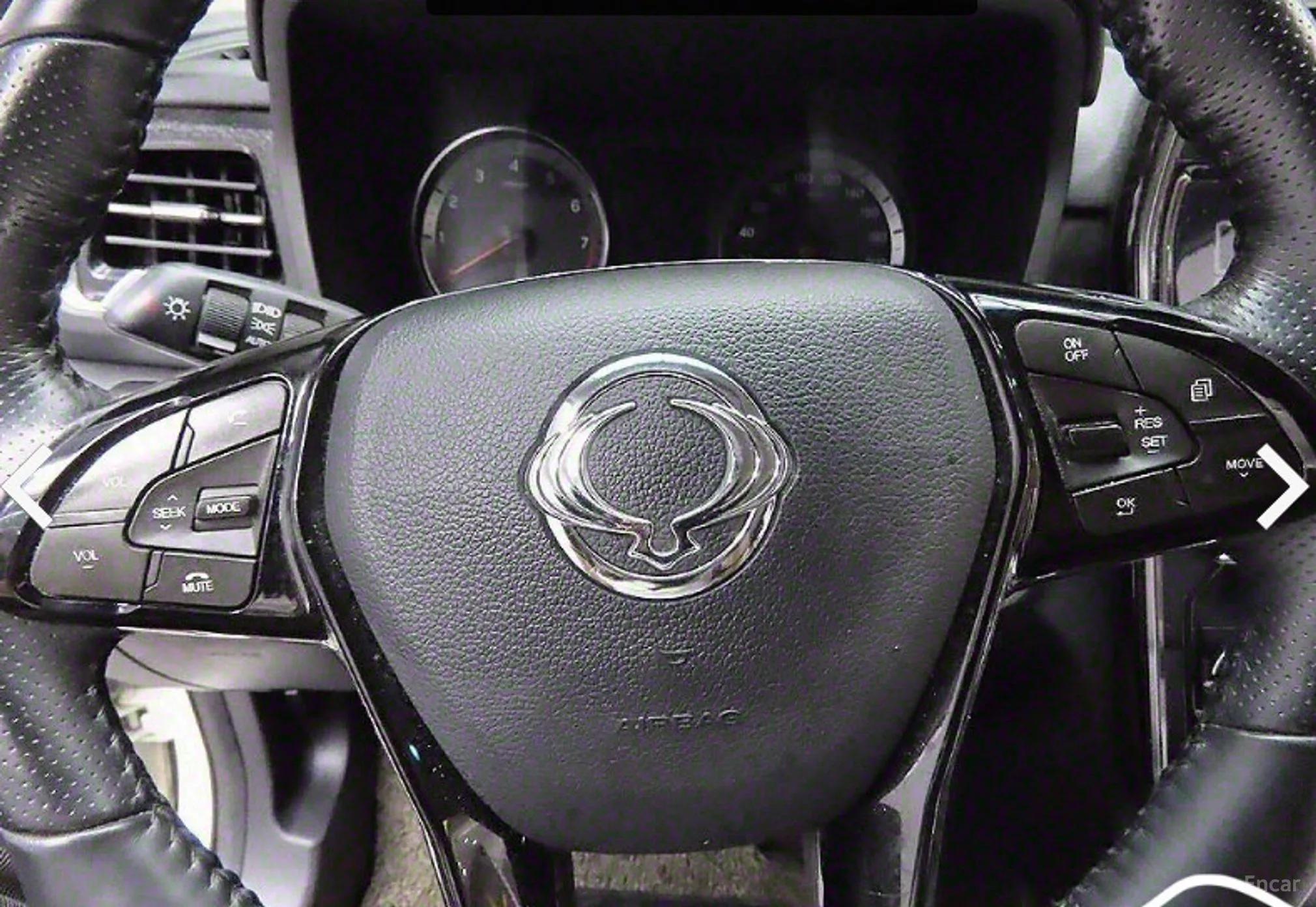 KG Mobility (SsangYong) Berry New Tivoli превью 15
