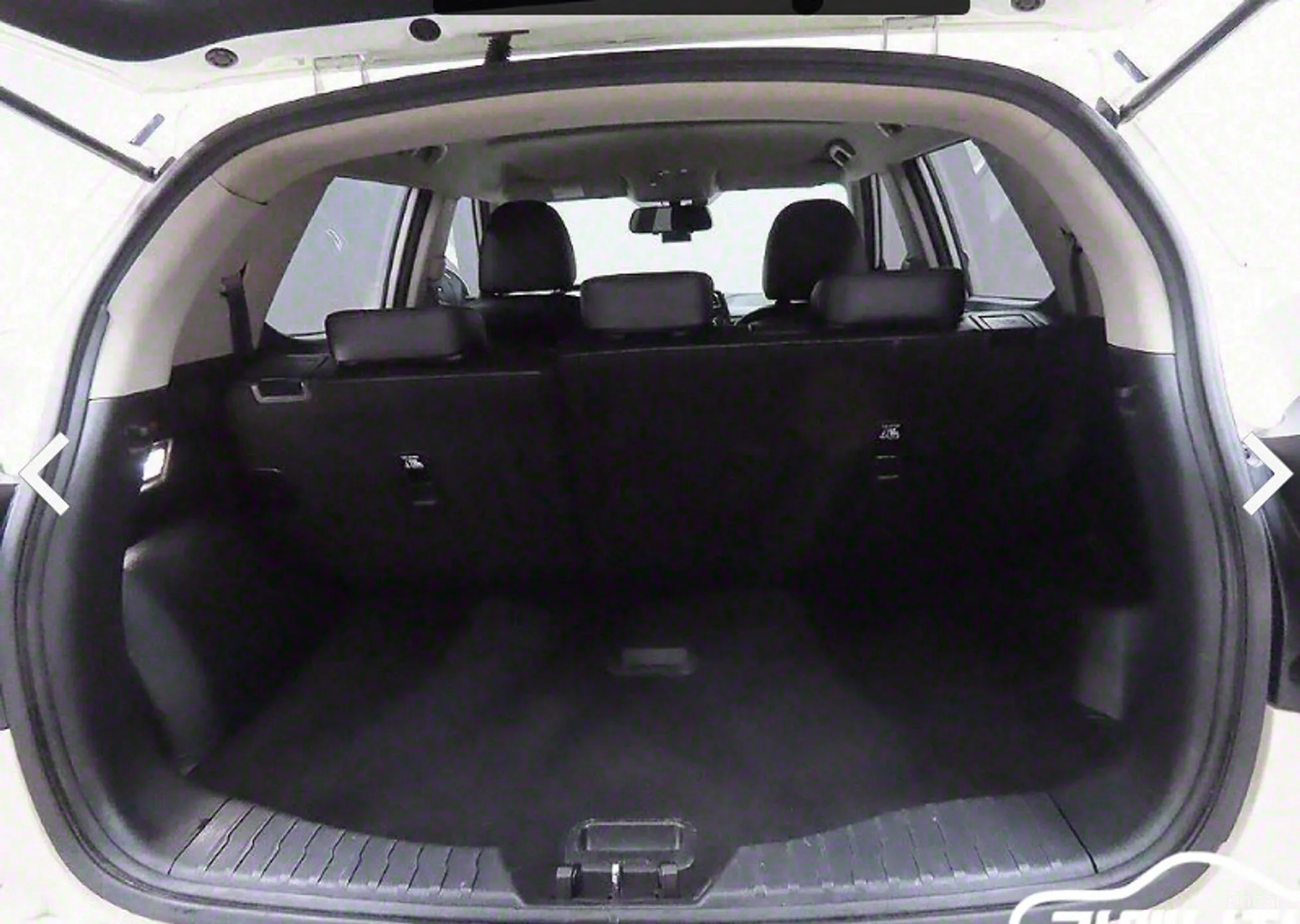 KG Mobility (SsangYong) Berry New Tivoli превью 8