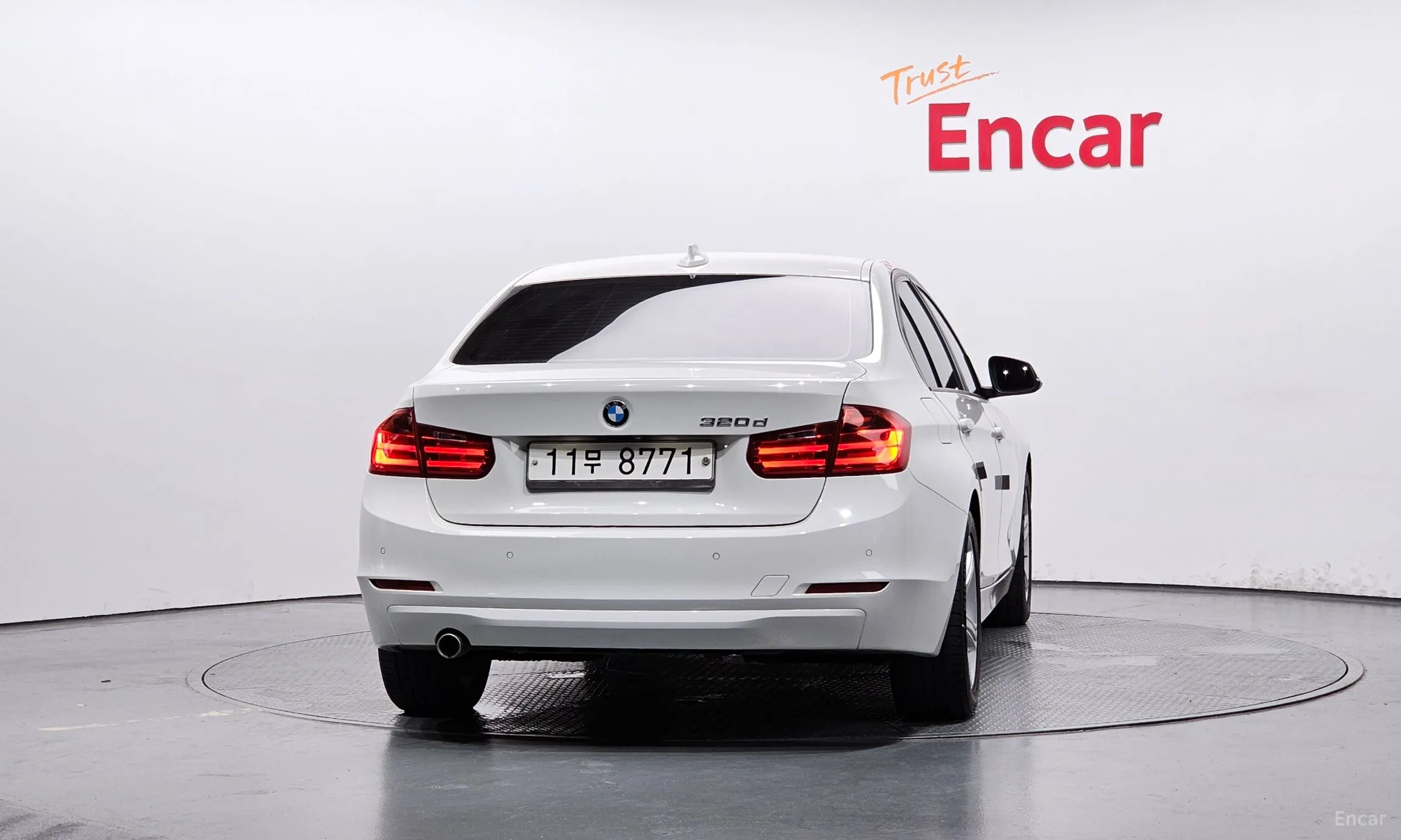 BMW 3 Series (F30) превью 3