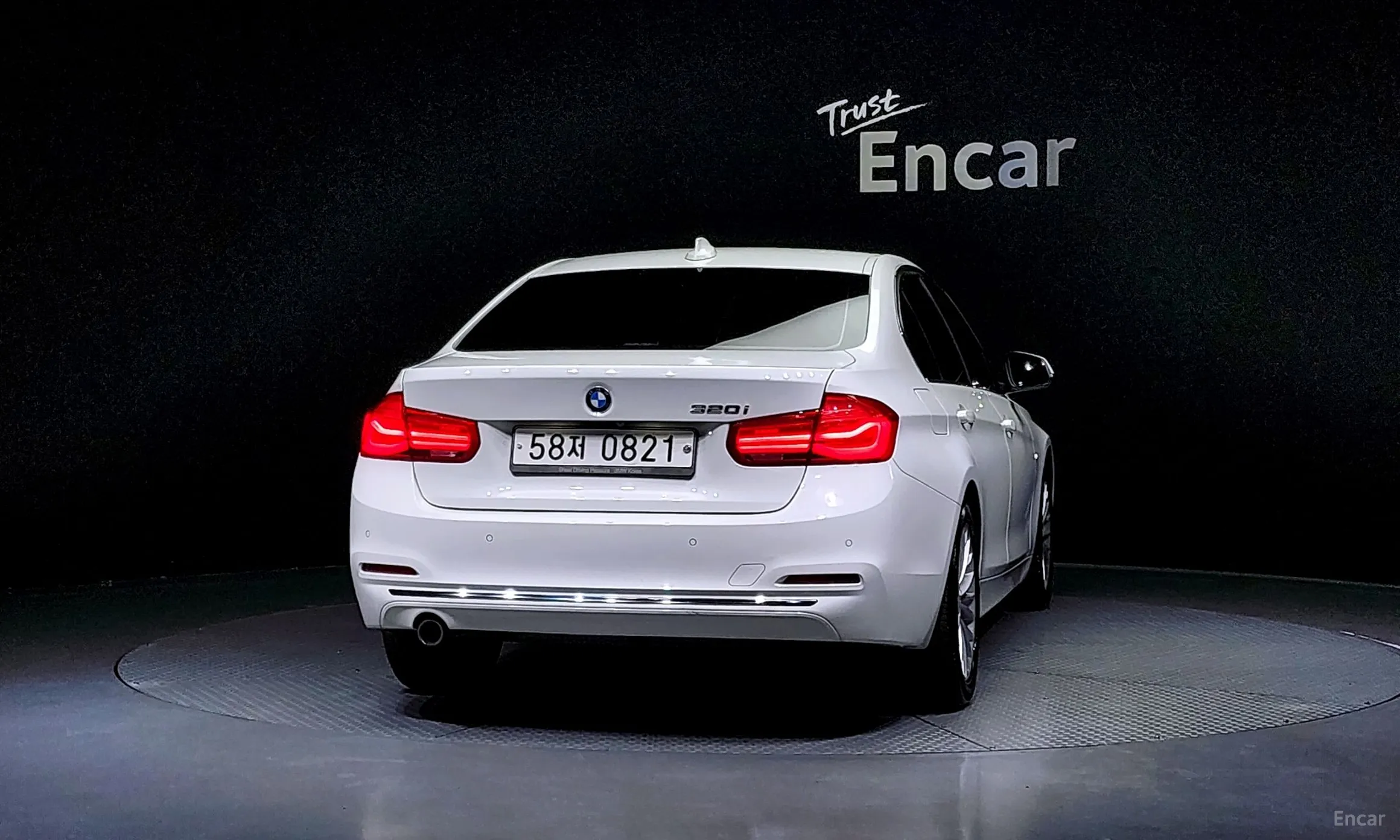 BMW 3 Series (F30) превью 3