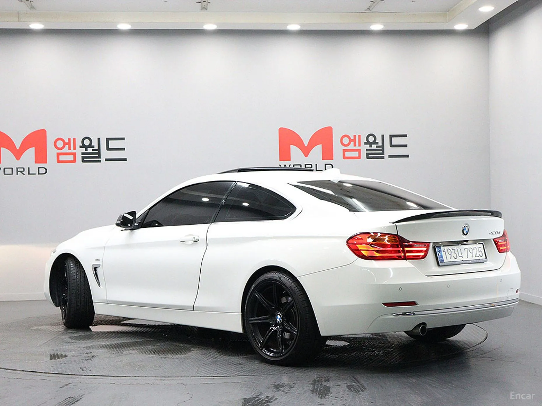 BMW Series 4 (F32) превью 3