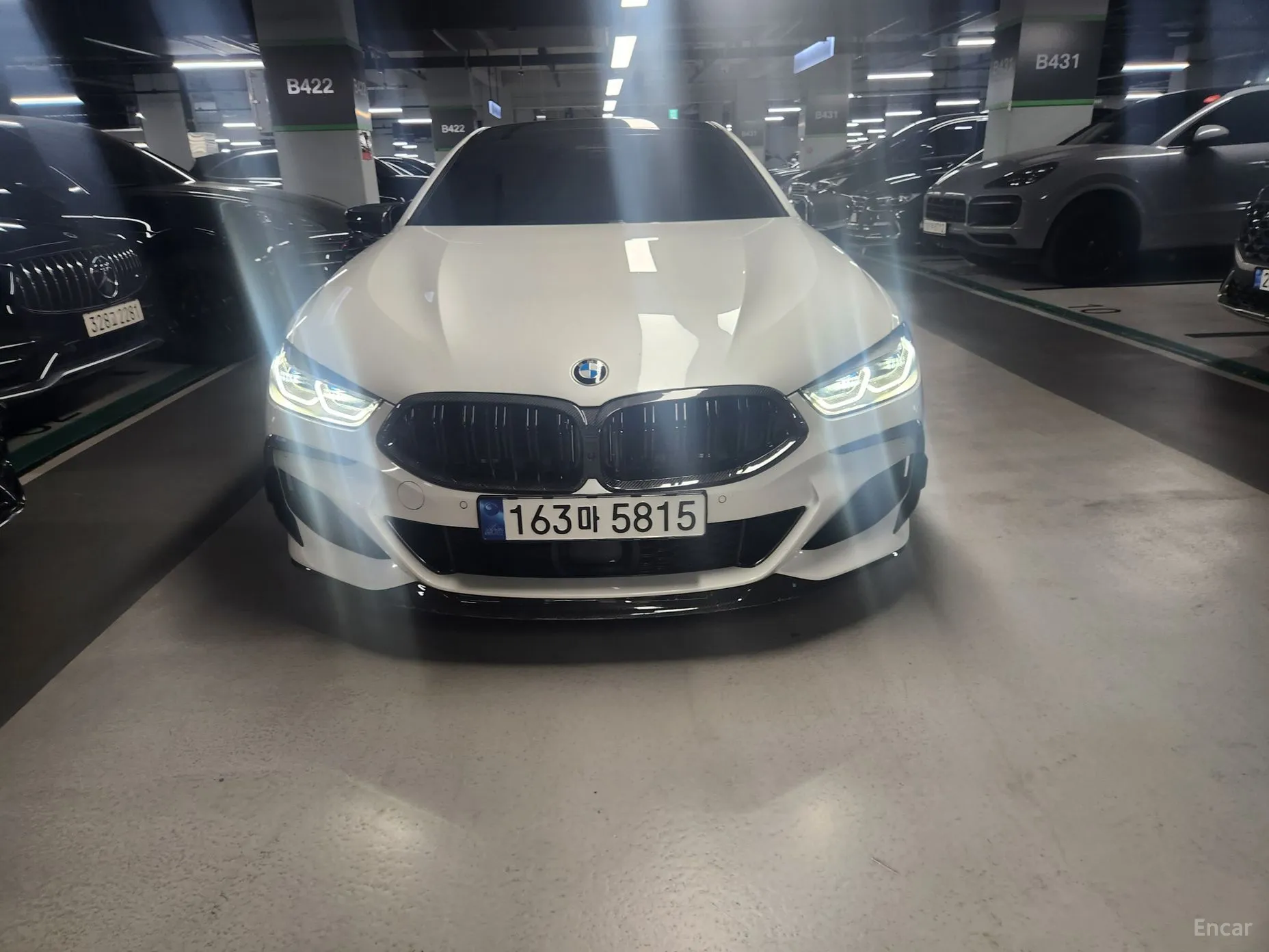 BMW 8-series (G15)