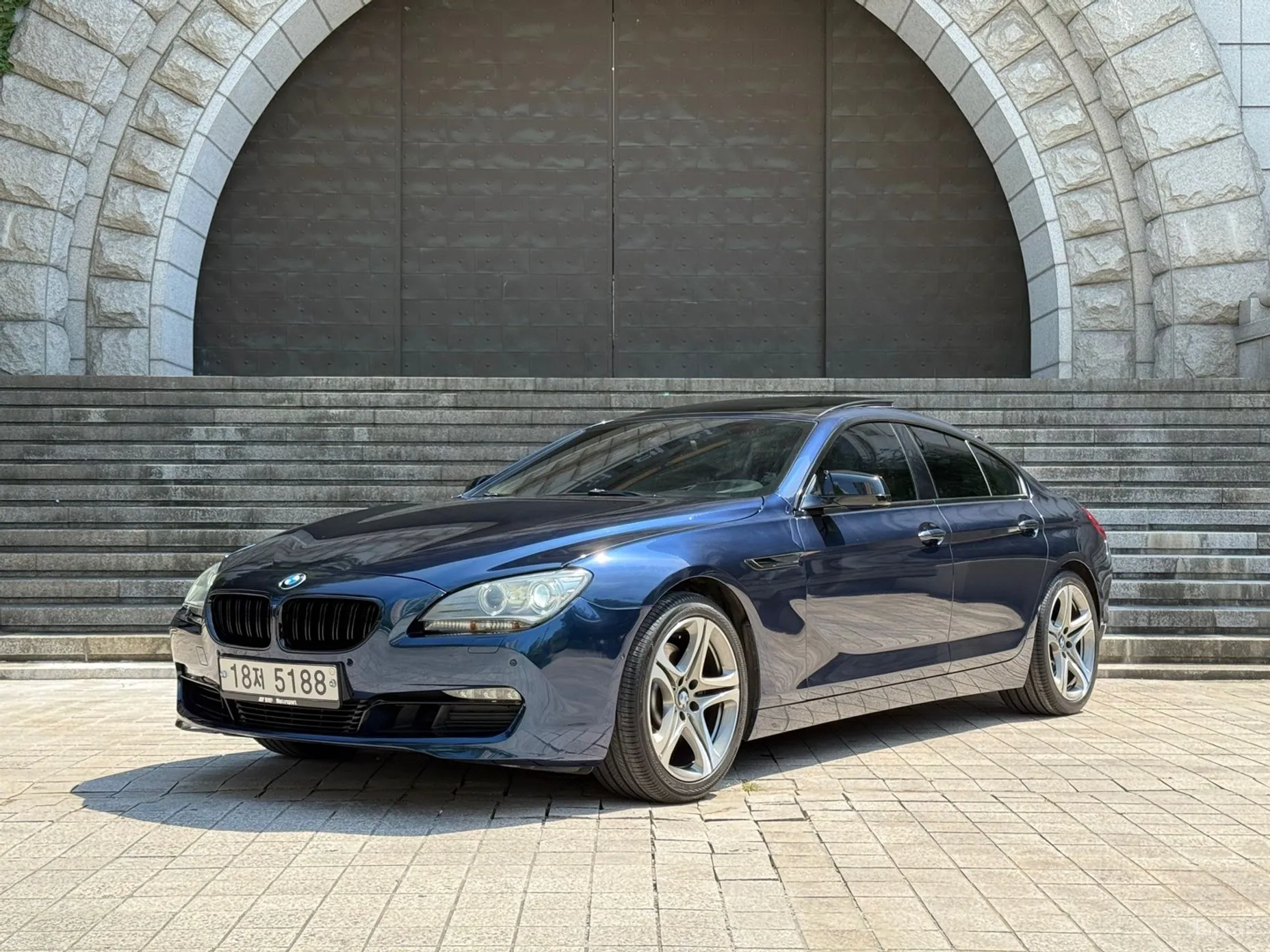 BMW 6 Series (F12)