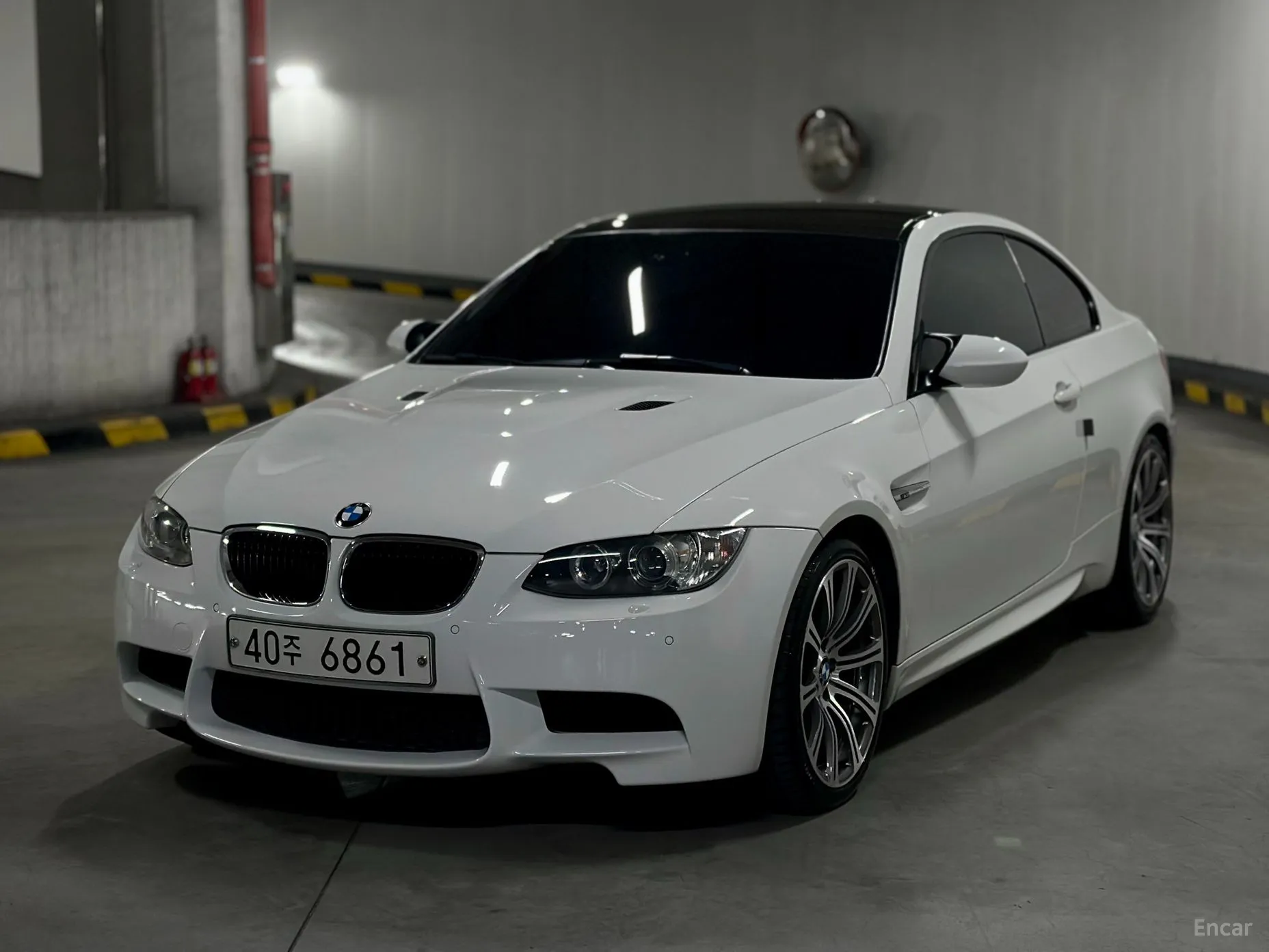 BMW M3 (E90)