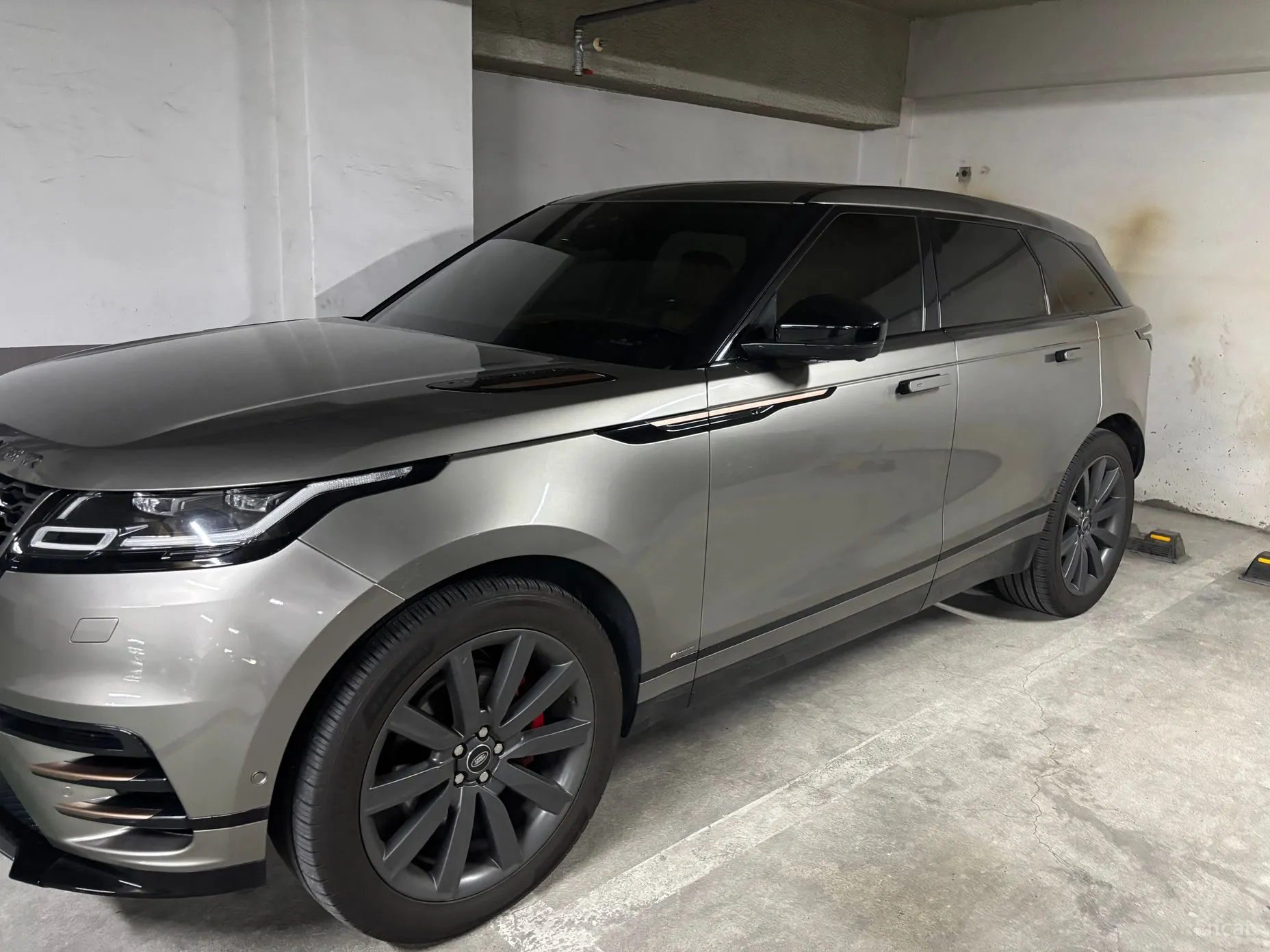 Land Rover Range Rover Bella превью 3