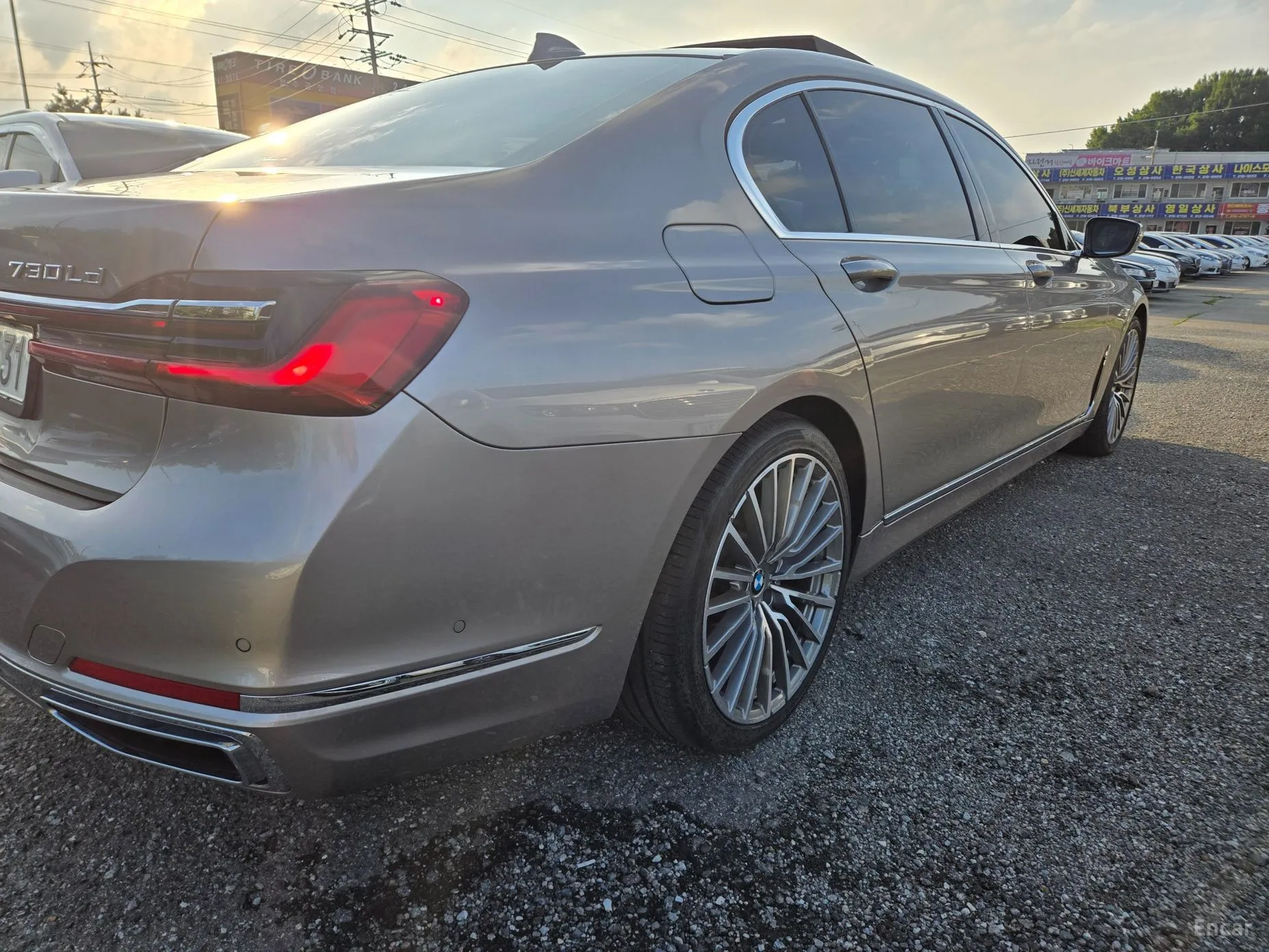 BMW 7 Series (G11) превью 3