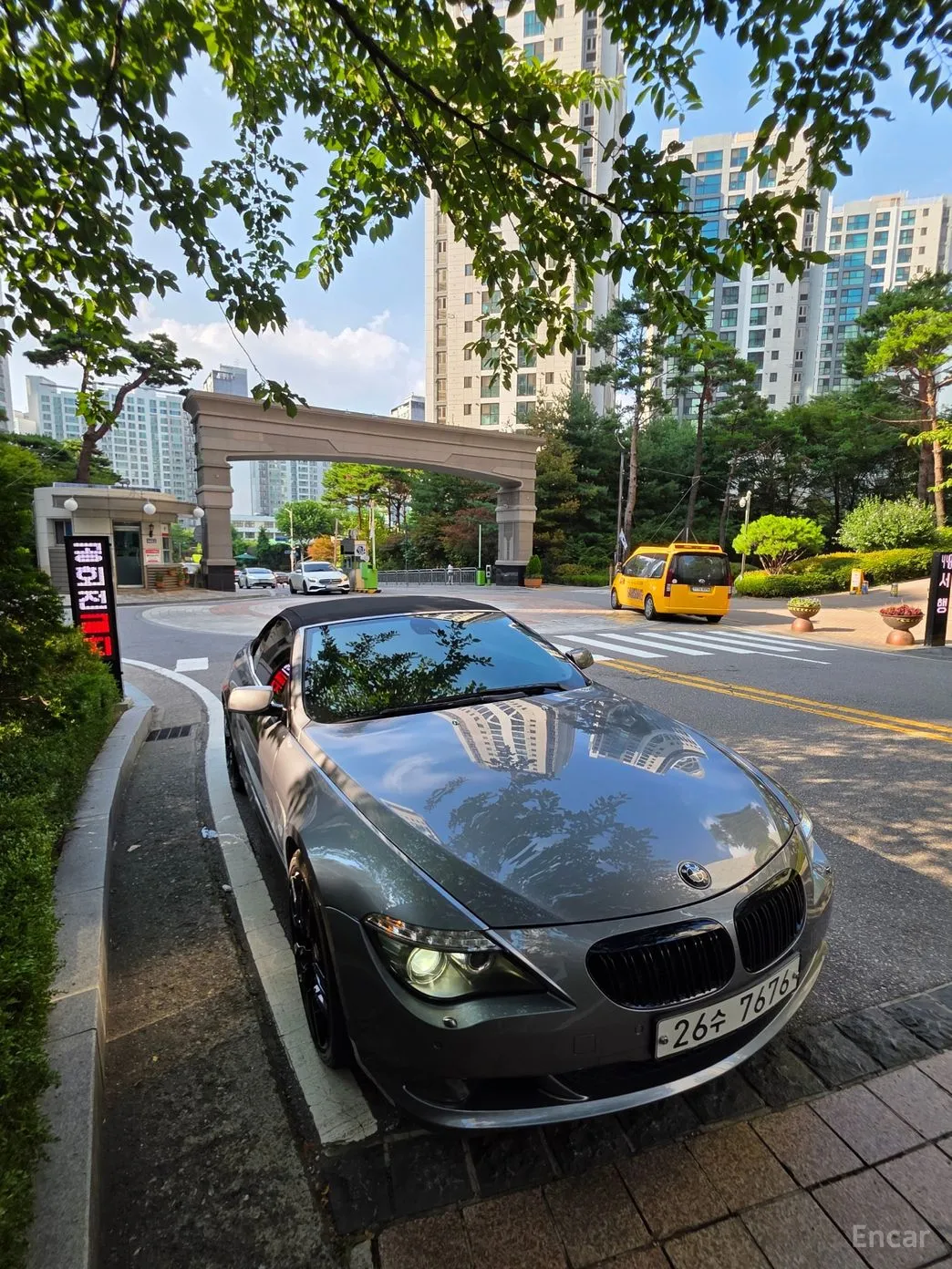 BMW 6 Series (E63) превью 4