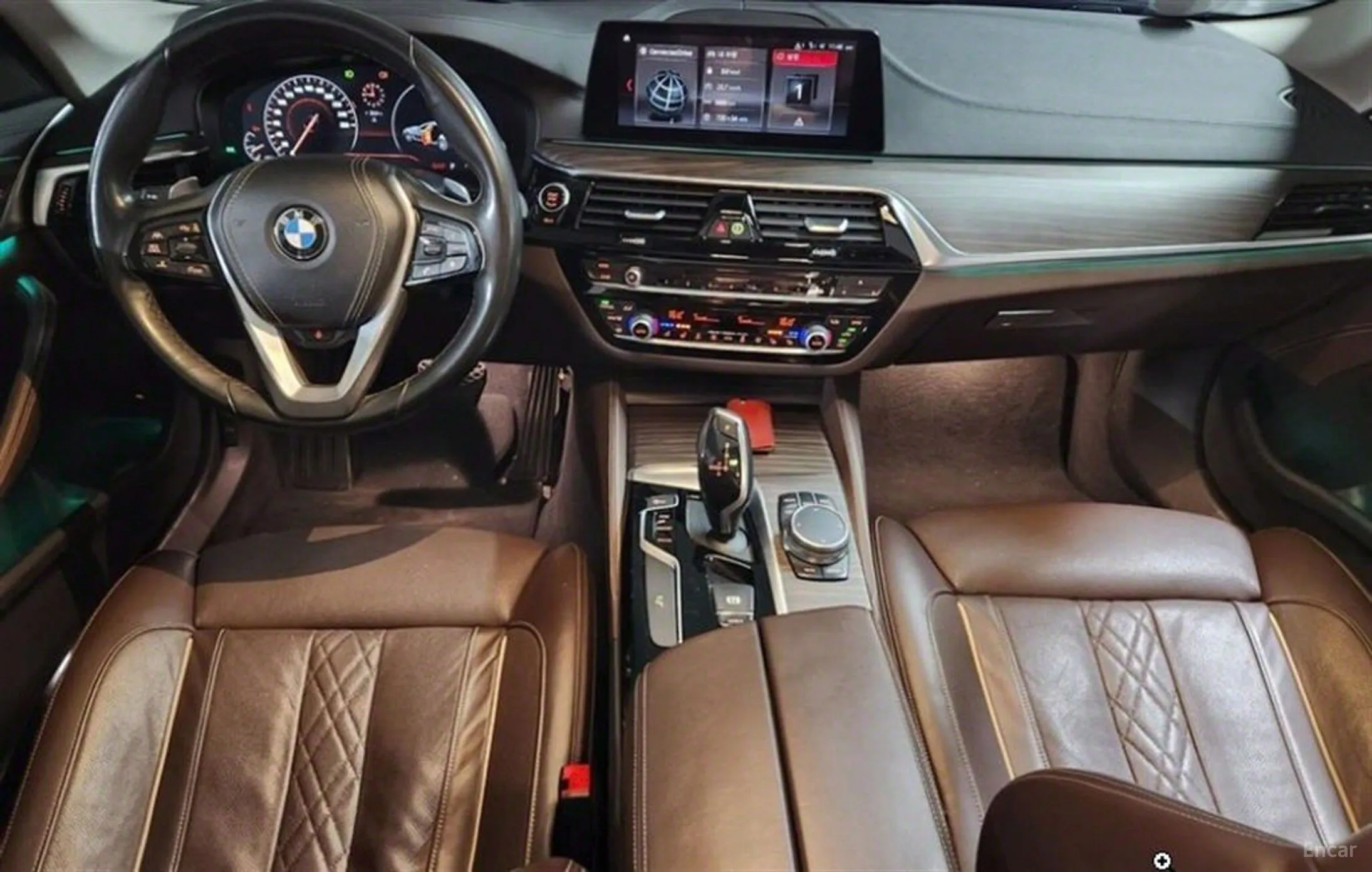 BMW 5 Series (G30) превью 2