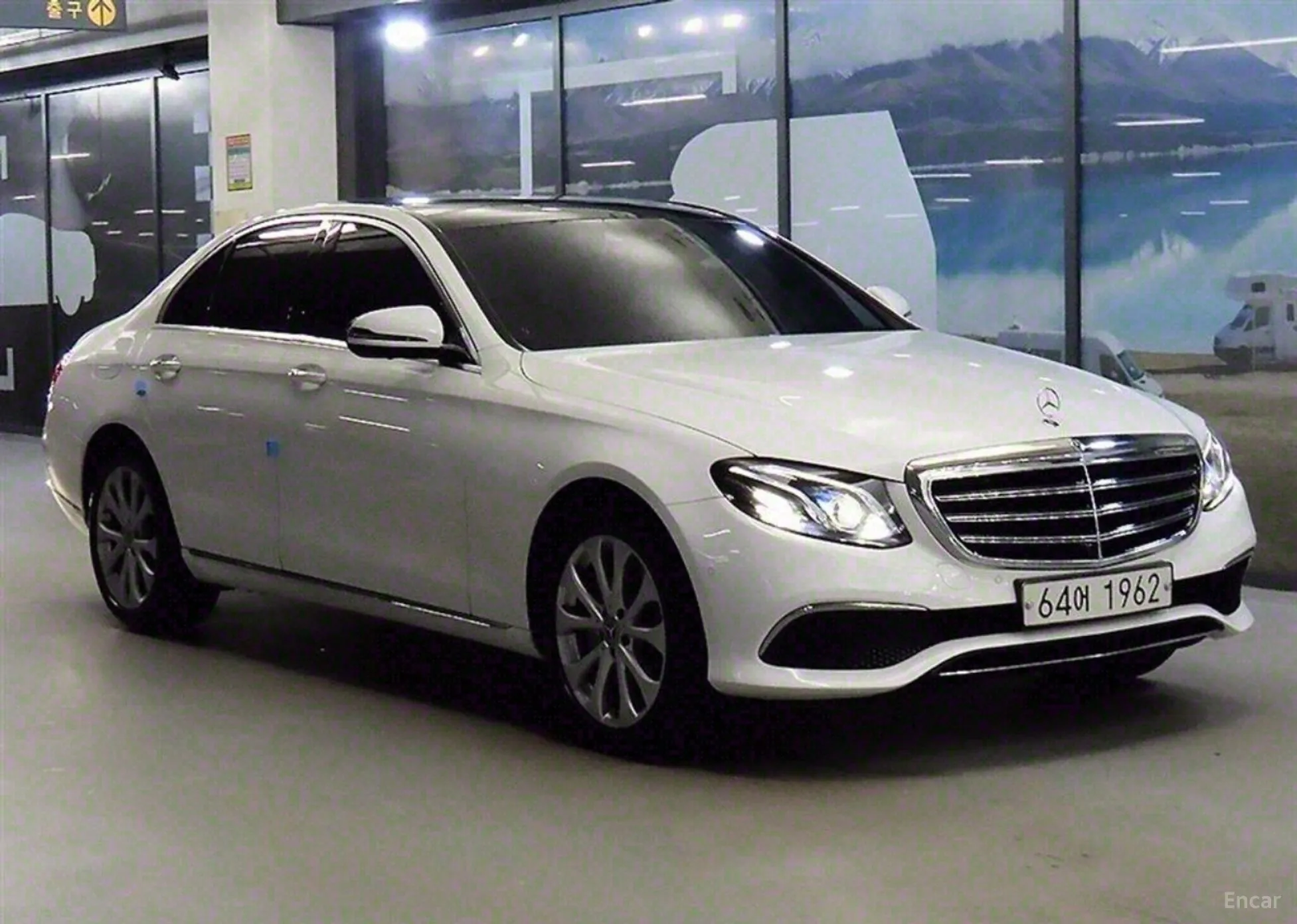 E-Class W213