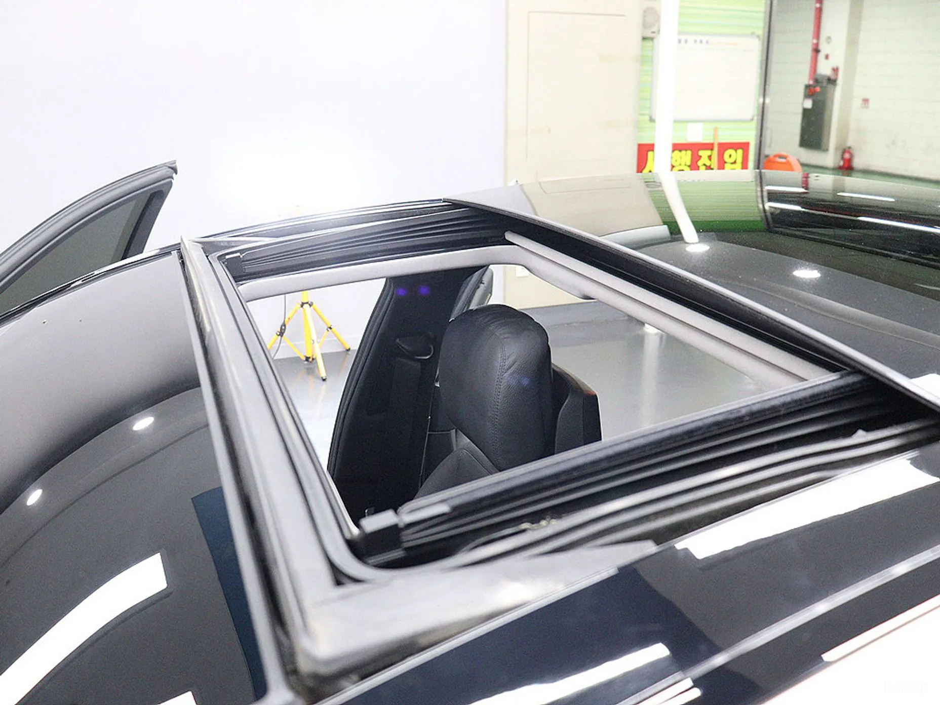 Mercedes Benz S-Class W221 превью 11