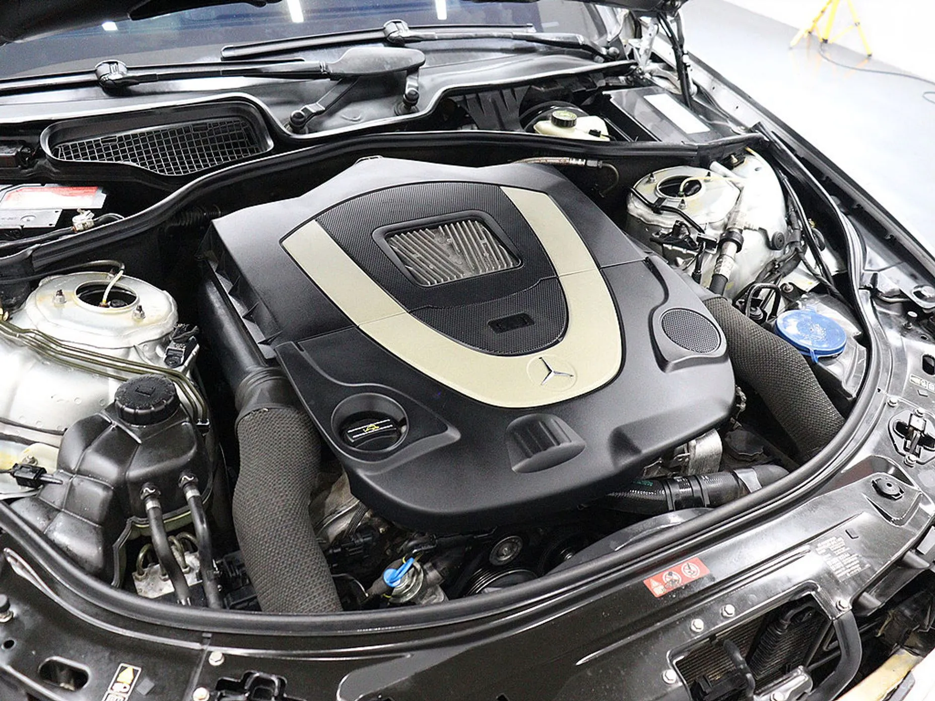 Mercedes Benz S-Class W221 превью 20