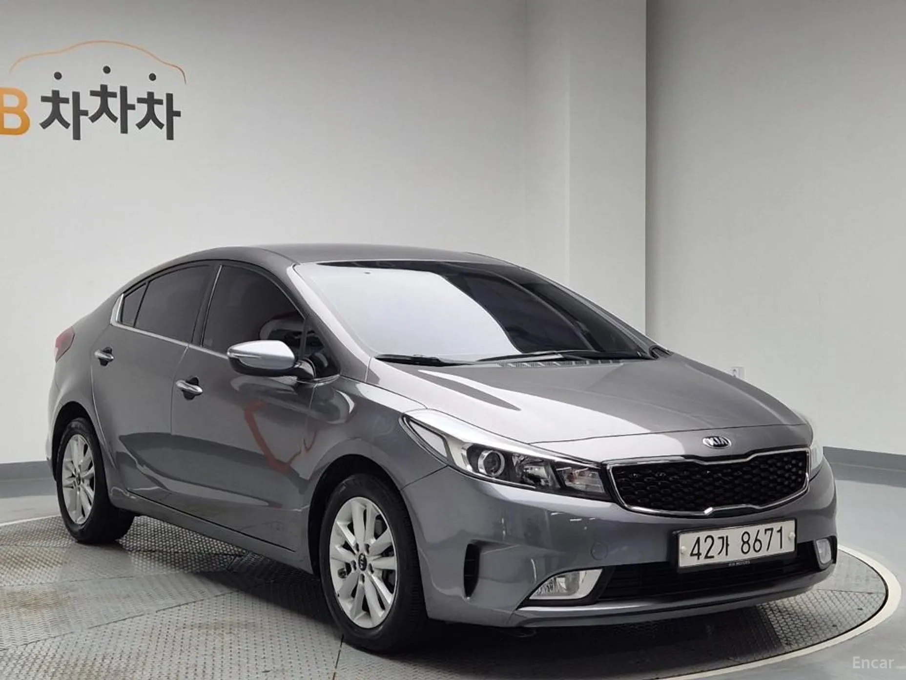 Kia K3 превью 3