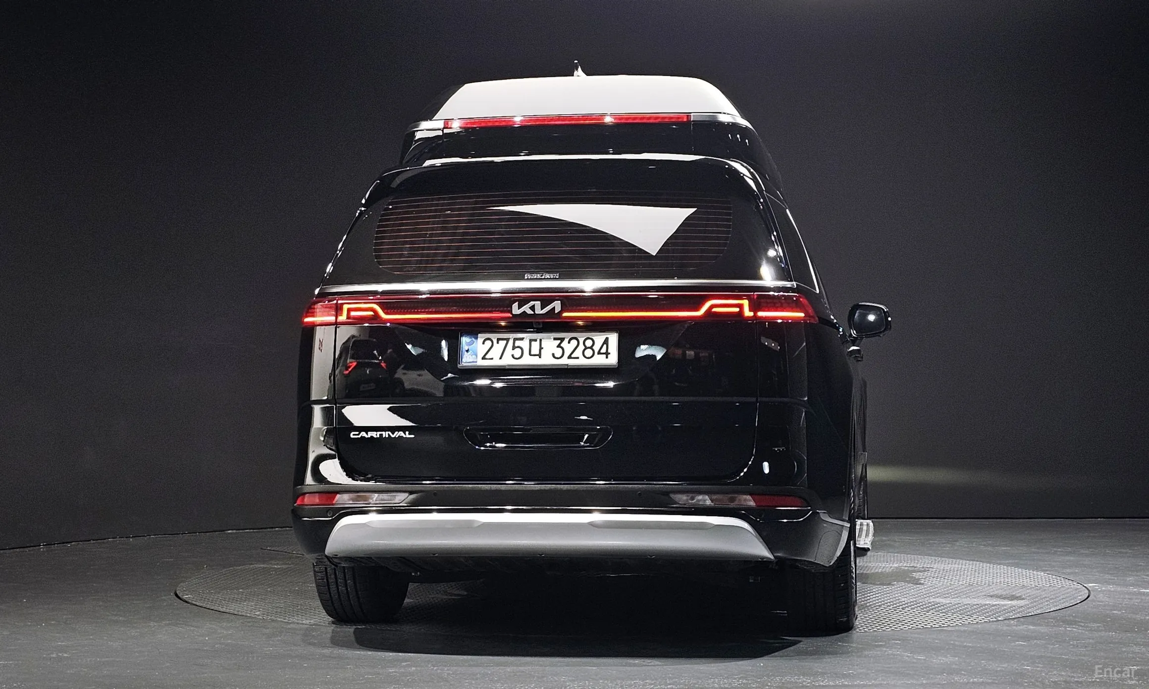 Kia Carnival Gen 4 превью 3