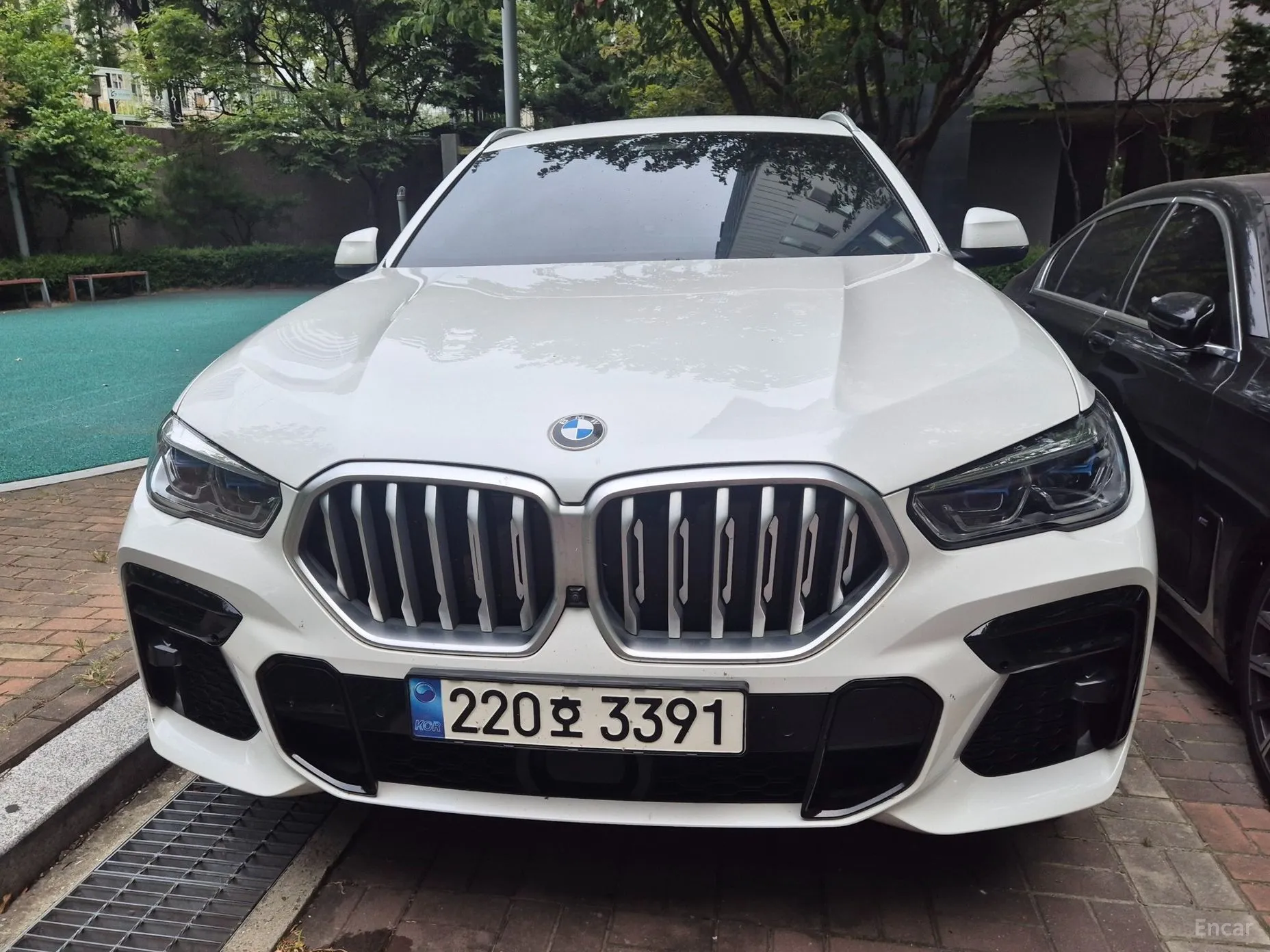 X6 (G06)
