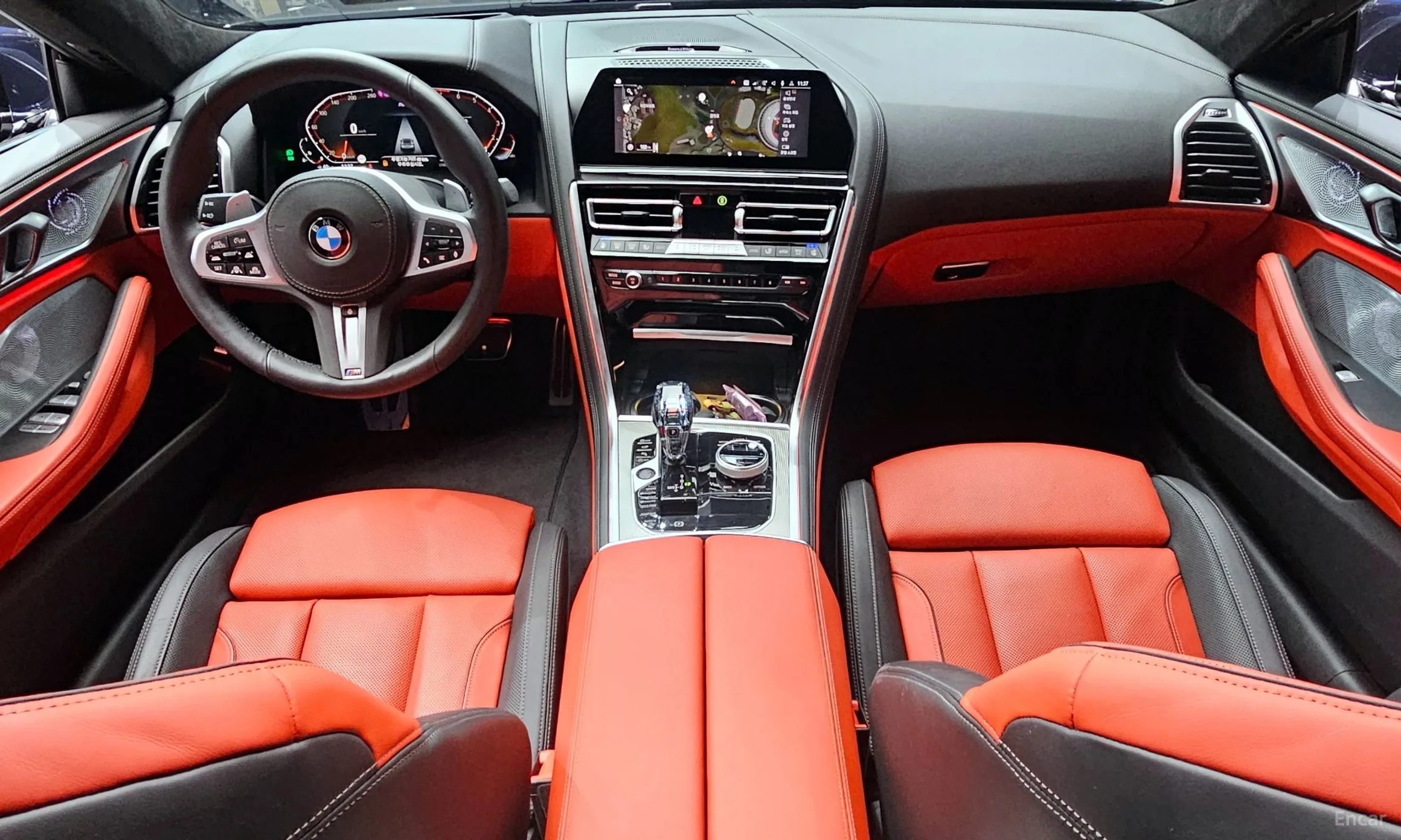 BMW 8-series (G15) превью 4