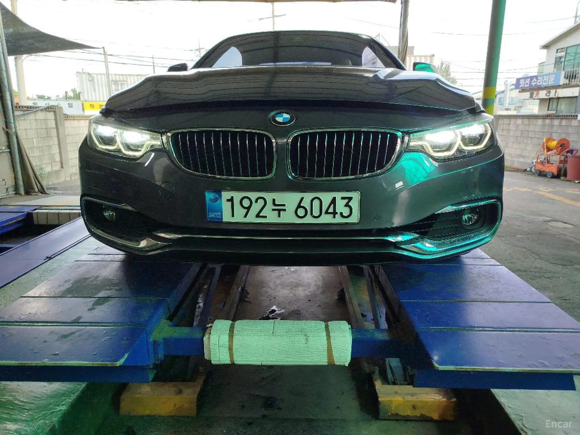 BMW Series 4 (F32) превью 4