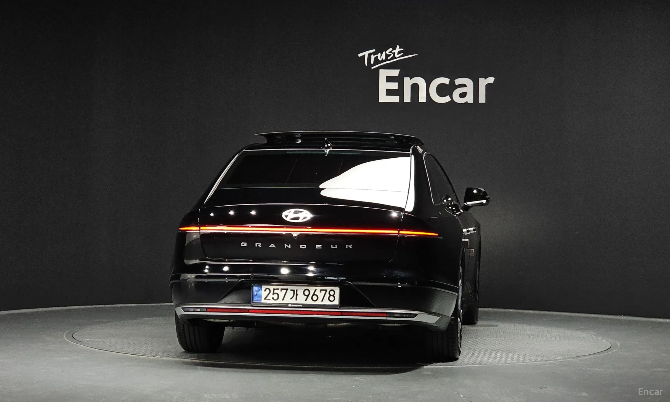 Hyundai Grandeur Hybrid (GN7) превью 3