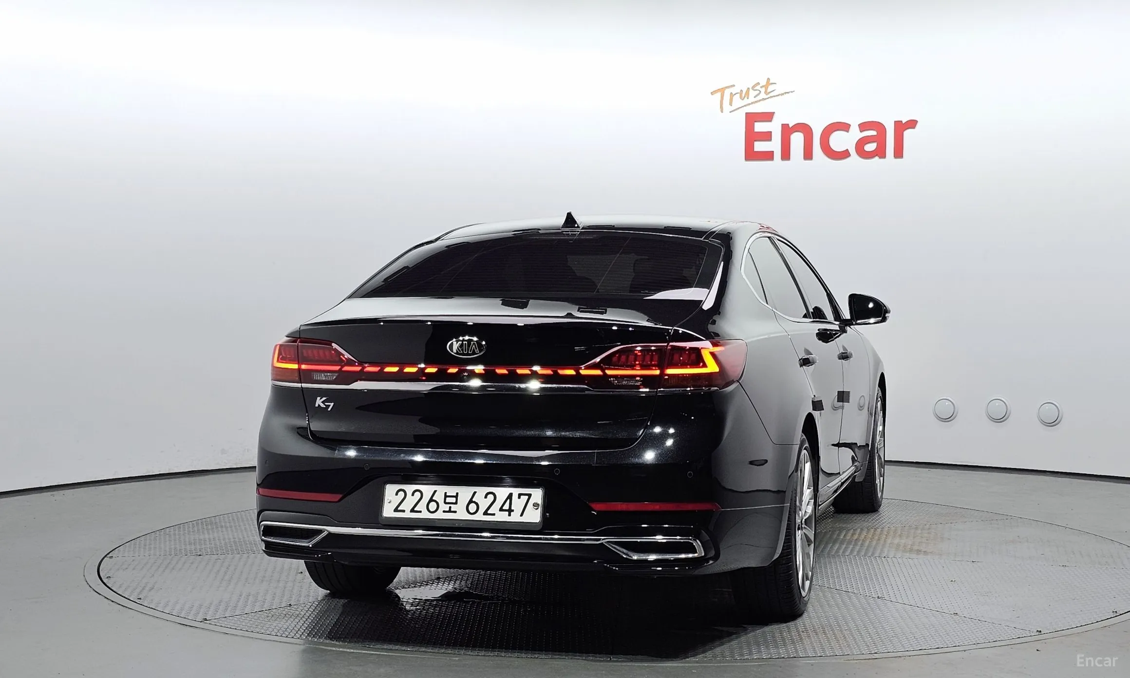 Kia K7 Premier превью 3