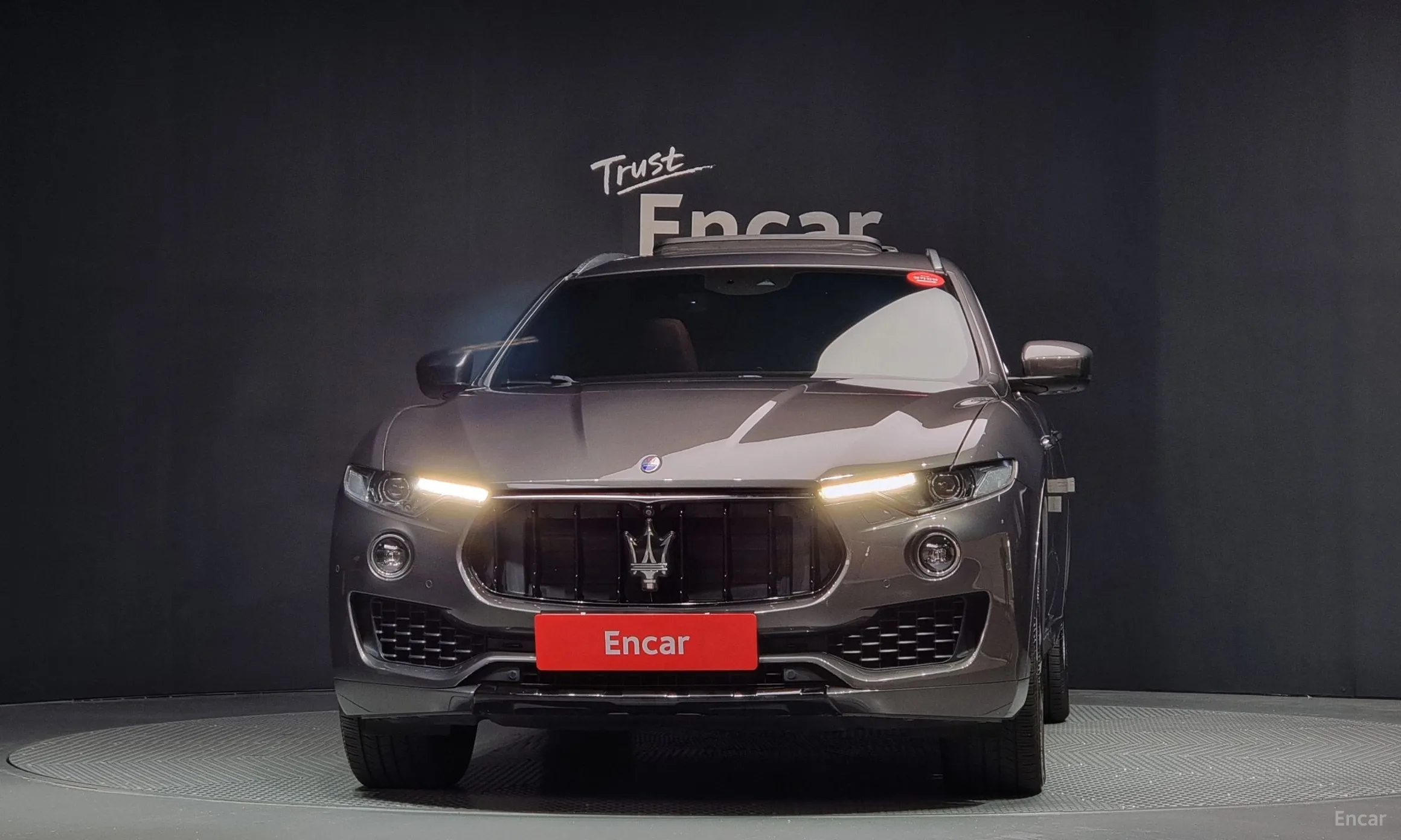 Maserati Levante превью 3