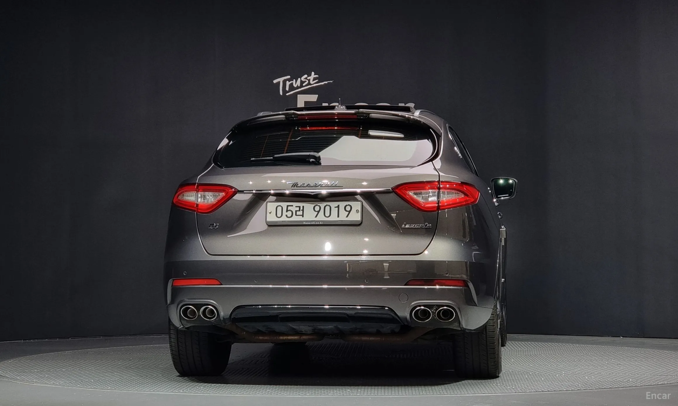 Maserati Levante превью 4