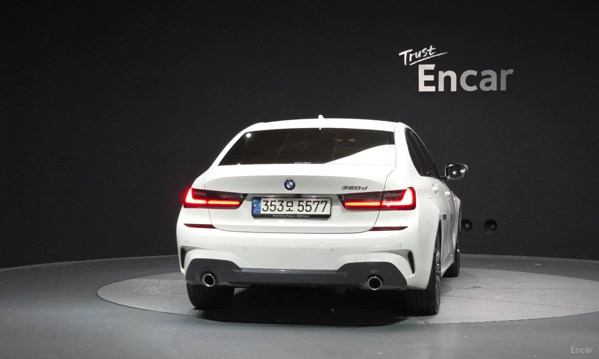 BMW 3 Series (G20) превью 3