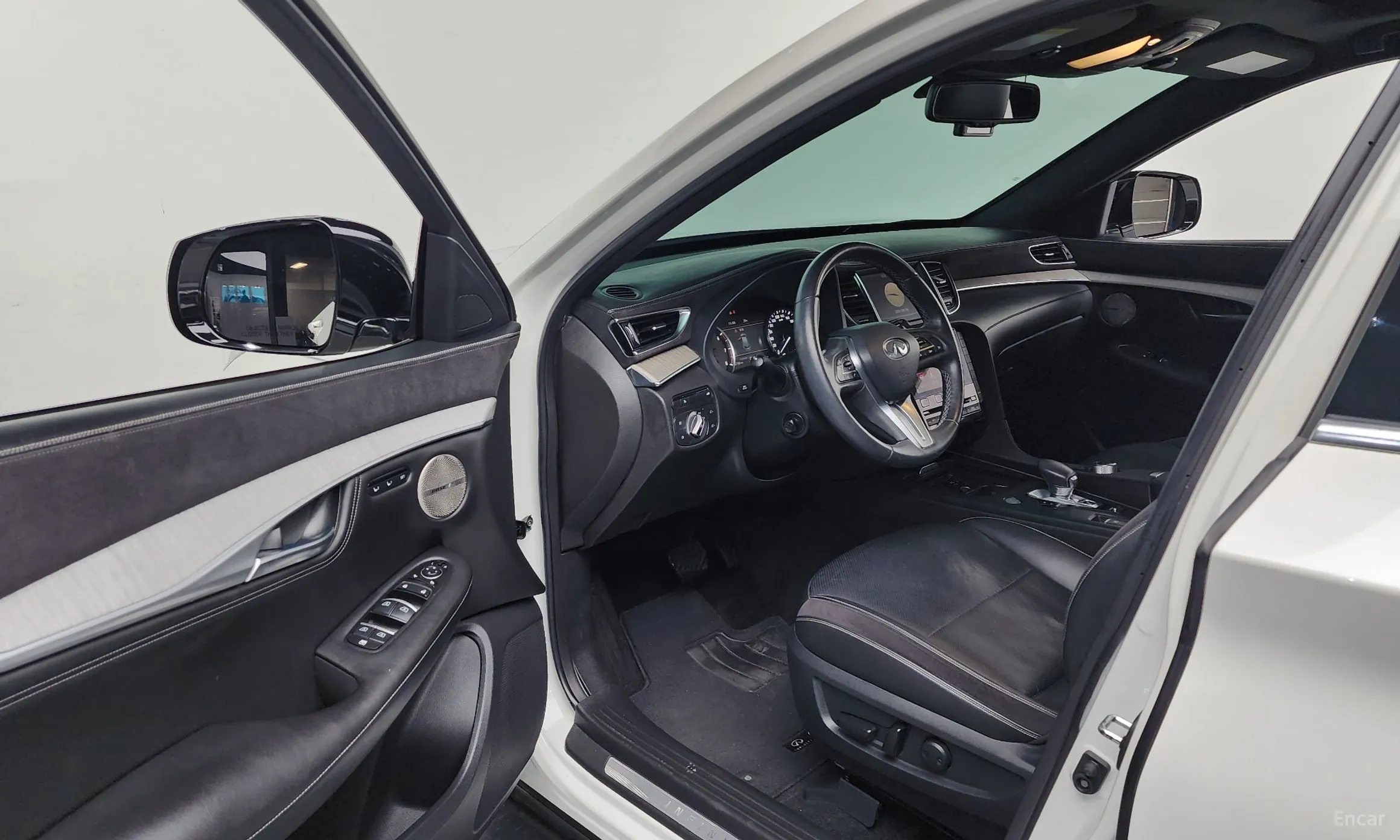 Infiniti QX50 (P71A) превью 10