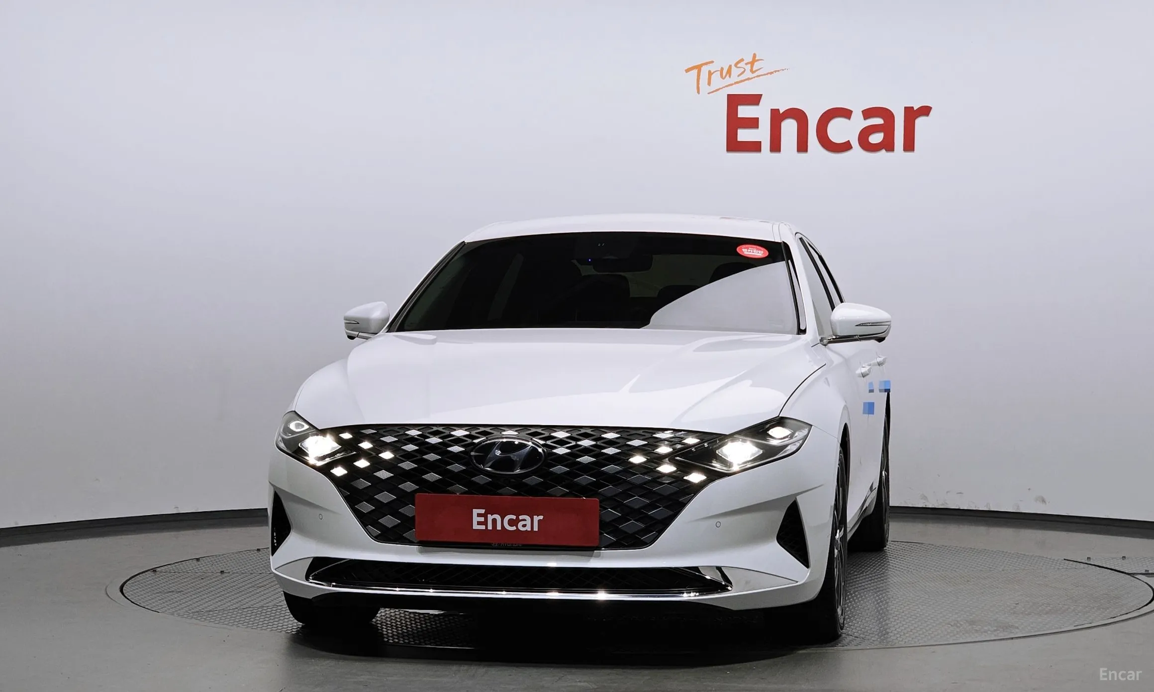 Hyundai Grandeur IG превью 2