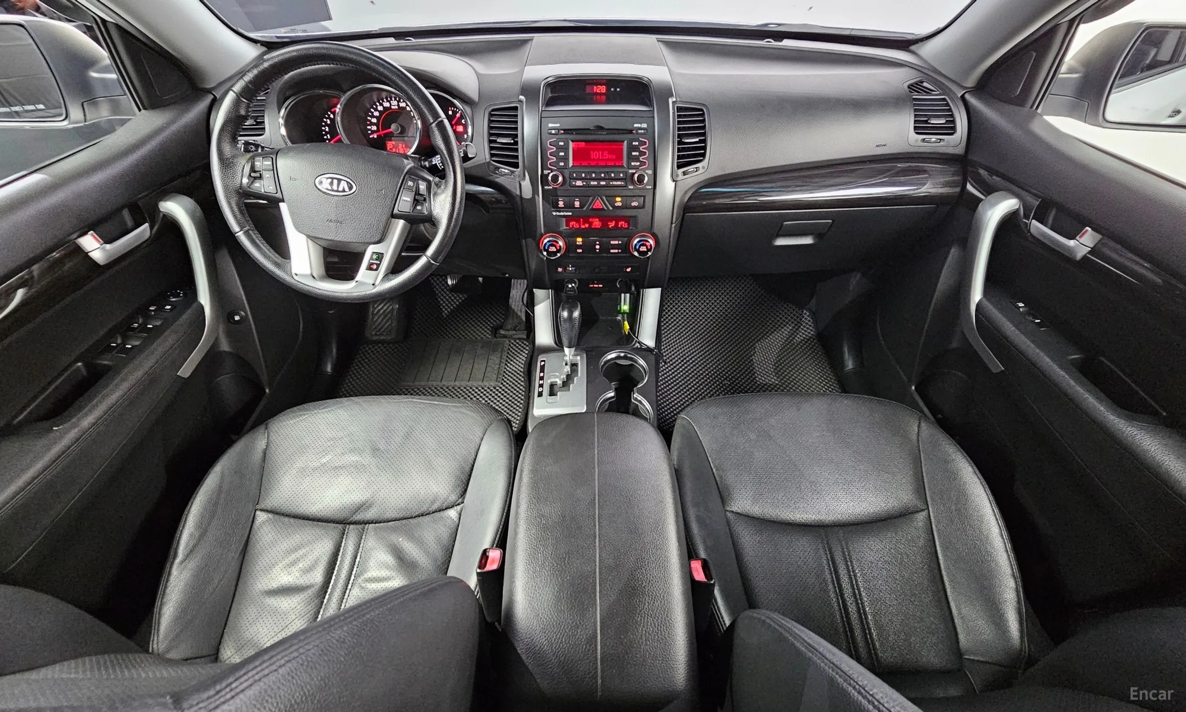 Kia Sorrento R превью 4