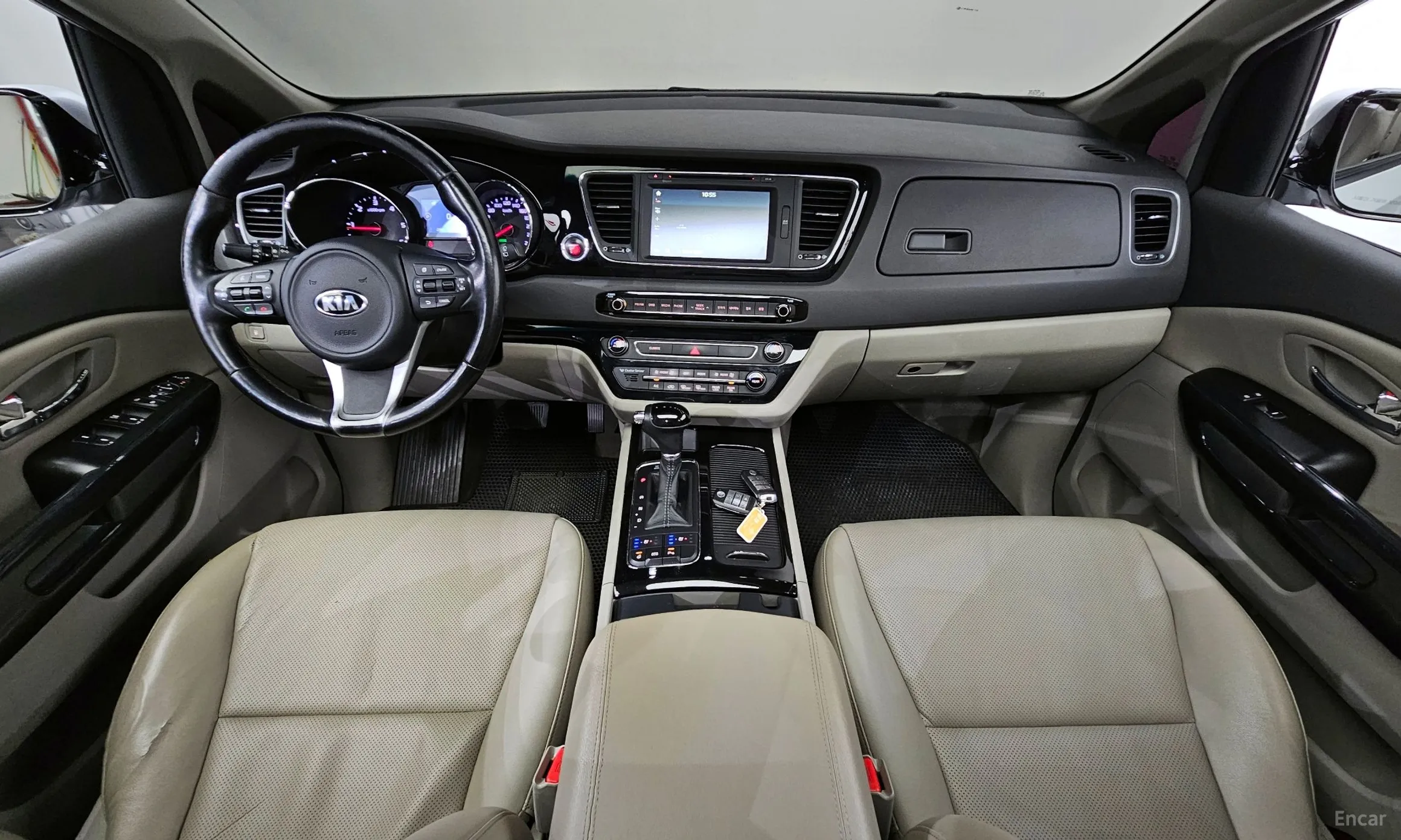 Kia Carnival превью 4