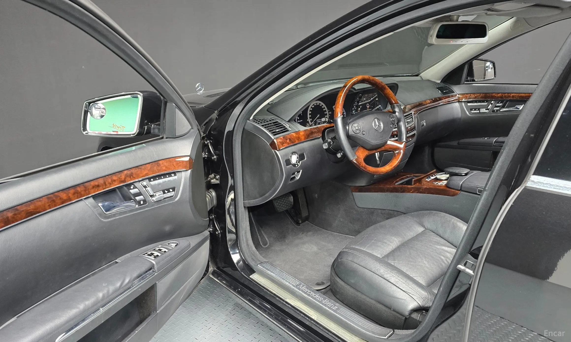 Mercedes Benz S-Class W221 превью 10