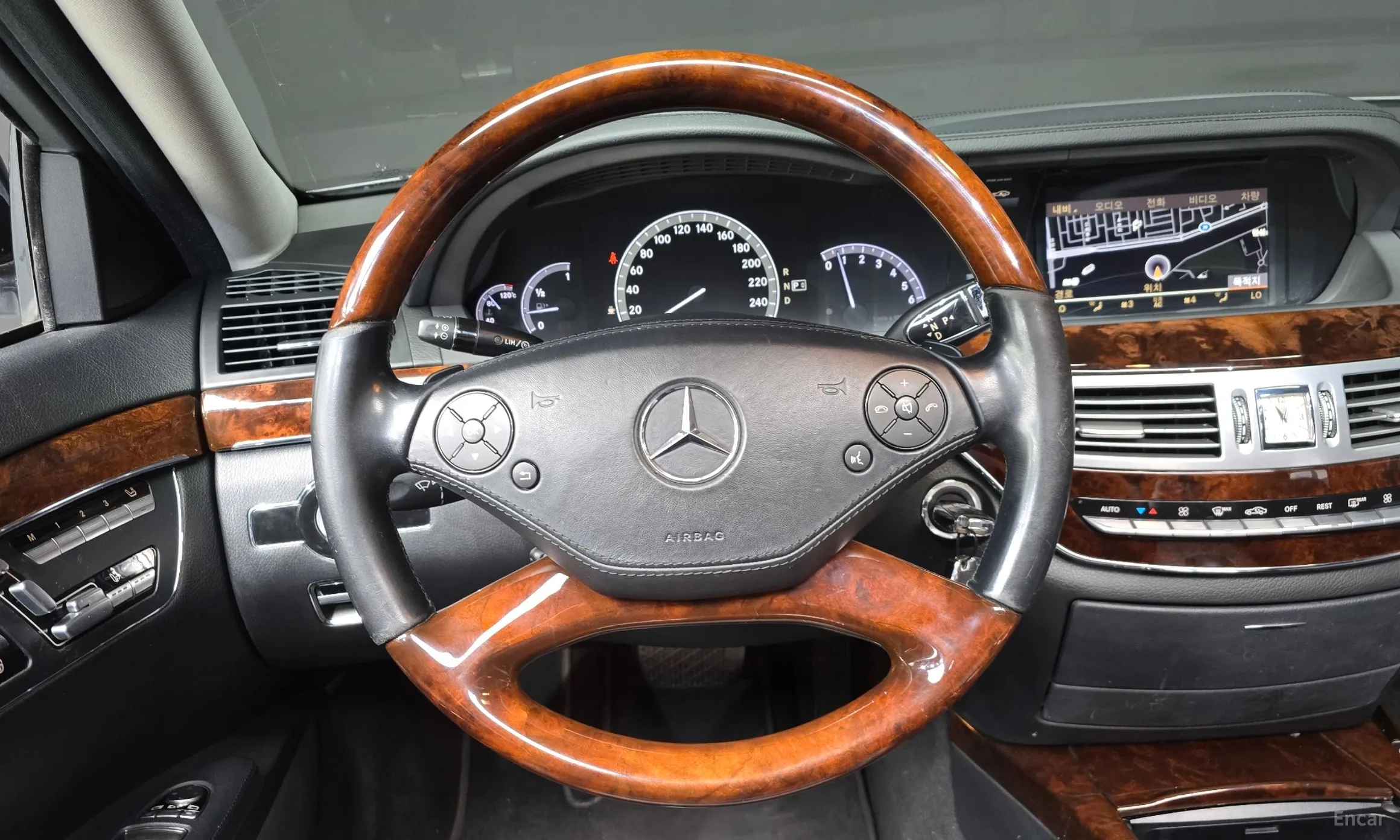 Mercedes Benz S-Class W221 превью 13
