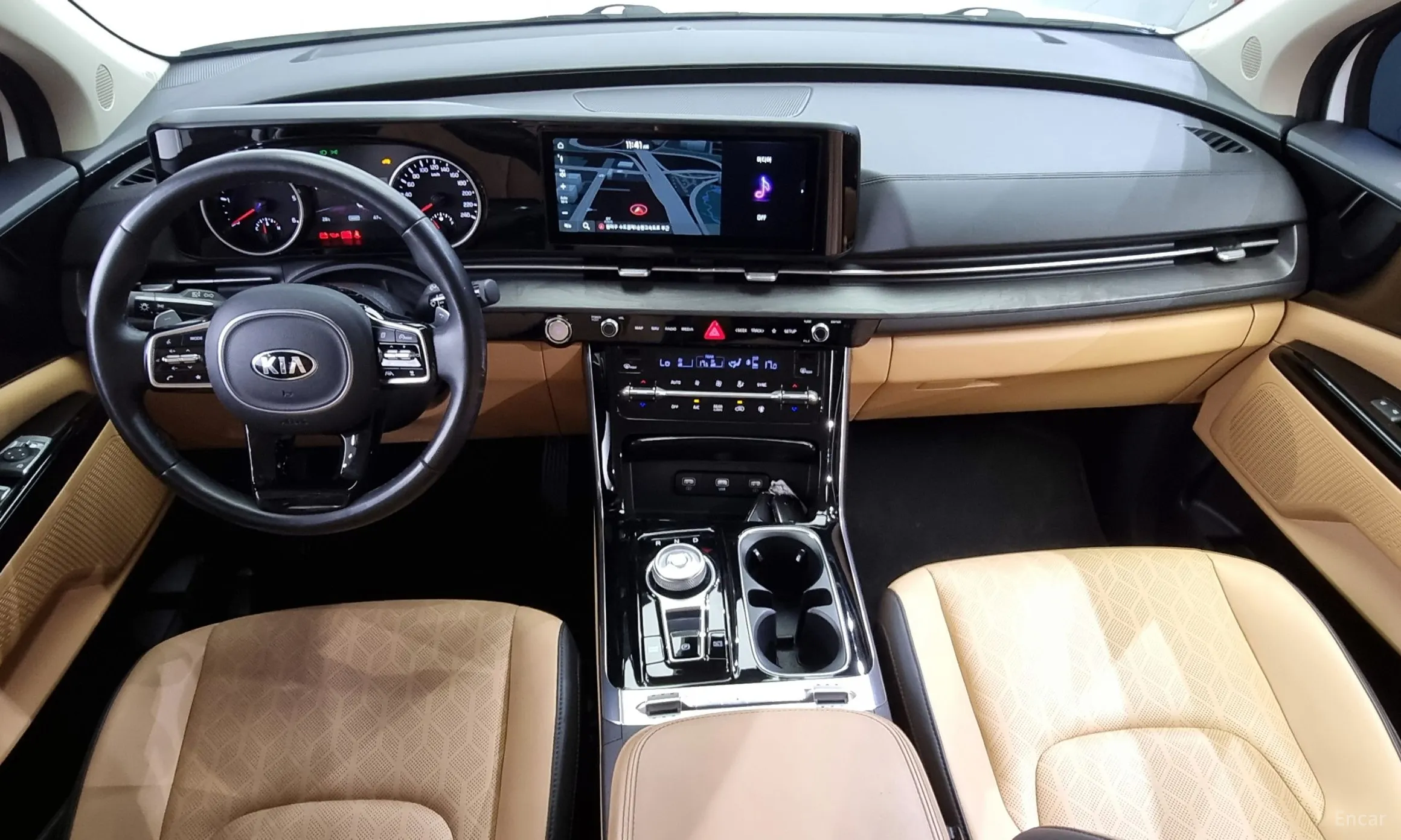 Kia Carnival Gen 4 превью 4