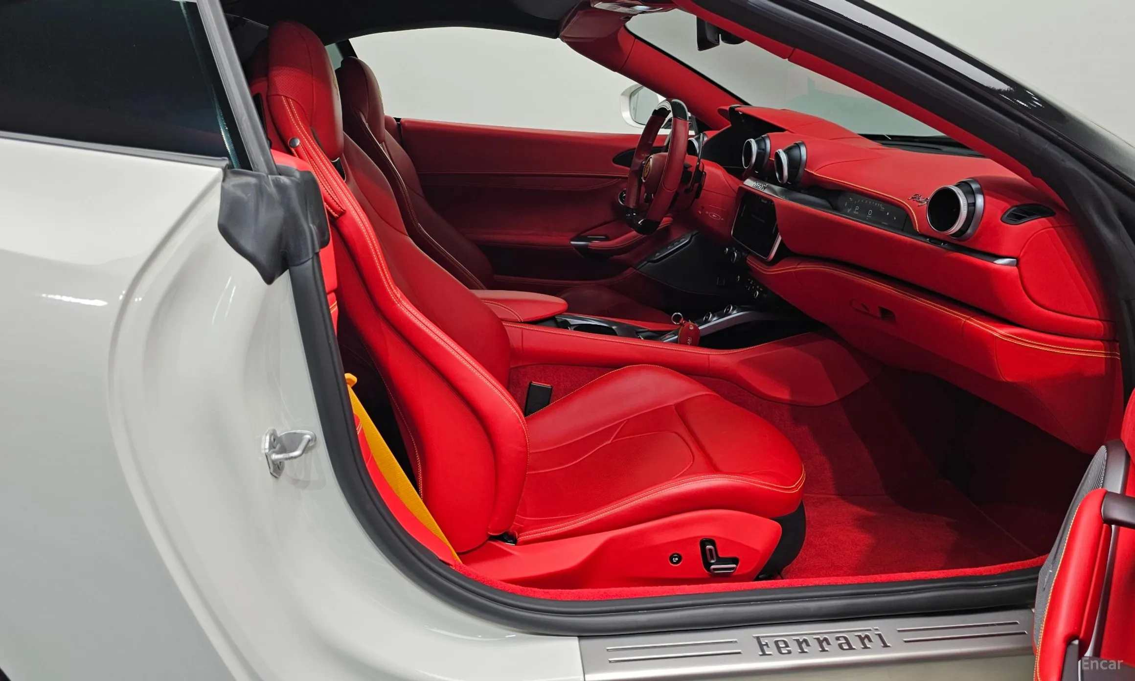 Ferrari Portofino превью 11