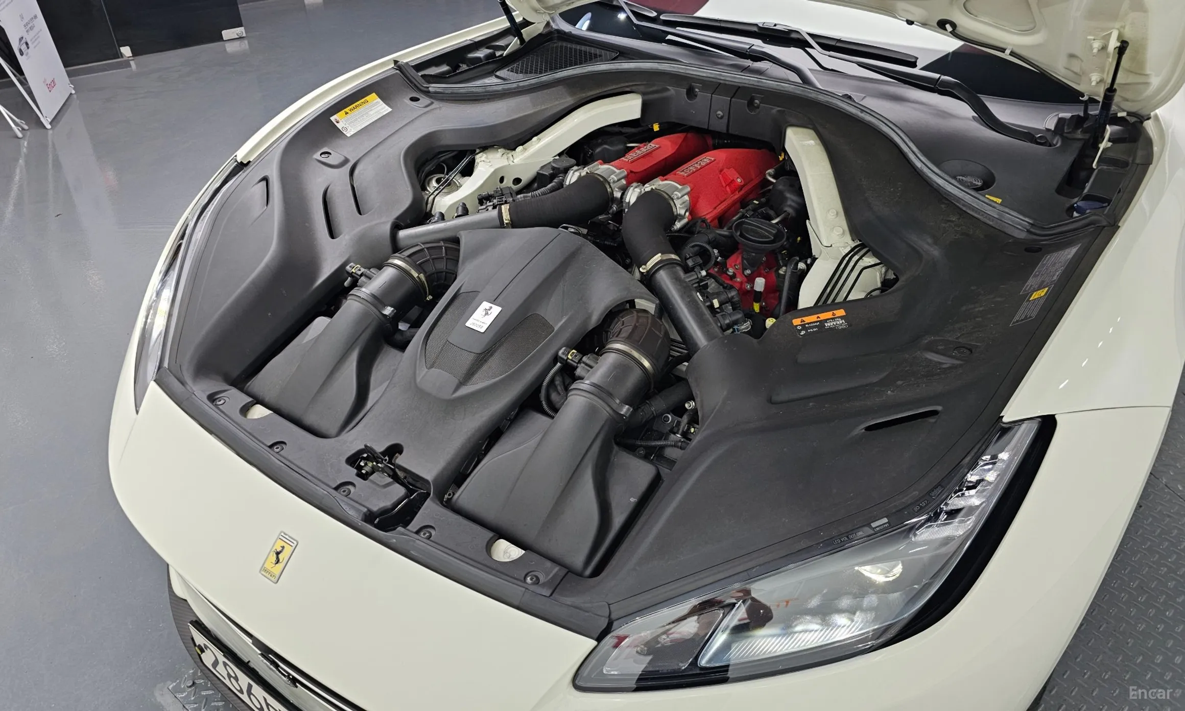 Ferrari Portofino превью 6