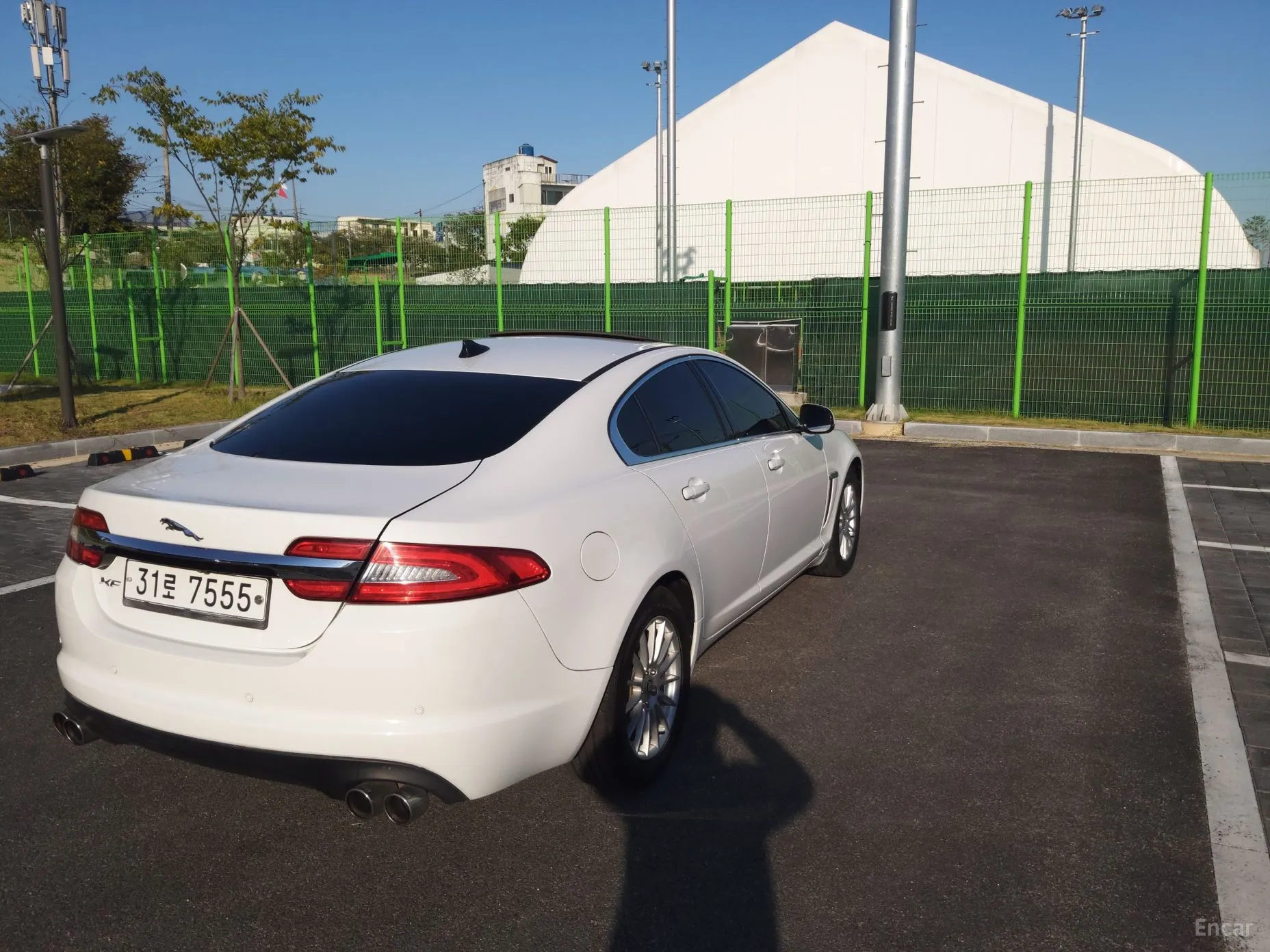 Jaguar New XF превью 3