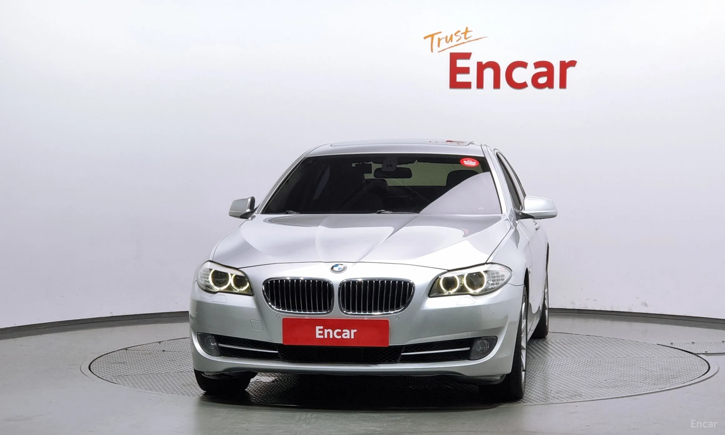 BMW 5 Series (F10) превью 2