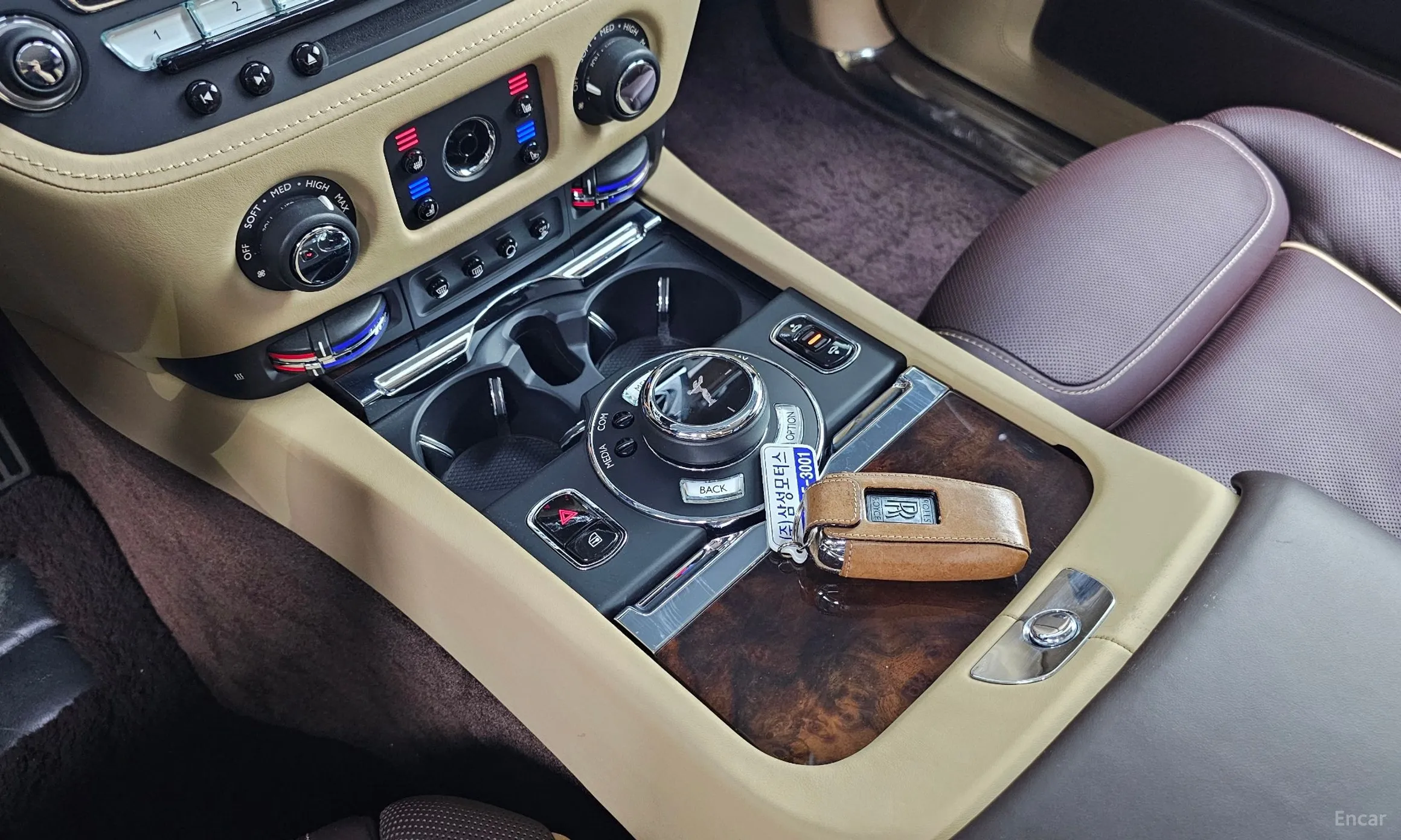 Rolls-Royce Ghost превью 12