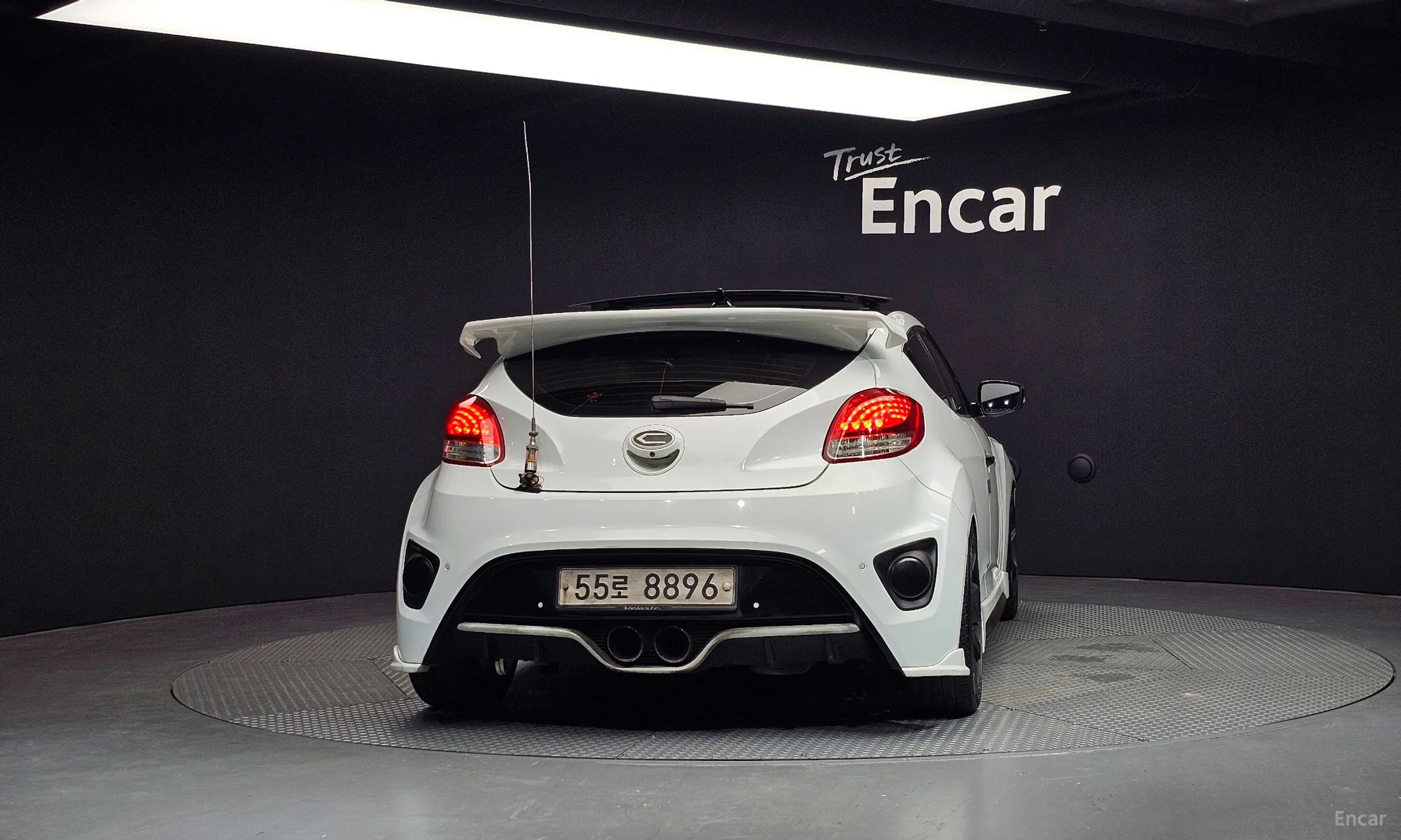 Hyundai Veloster превью 3