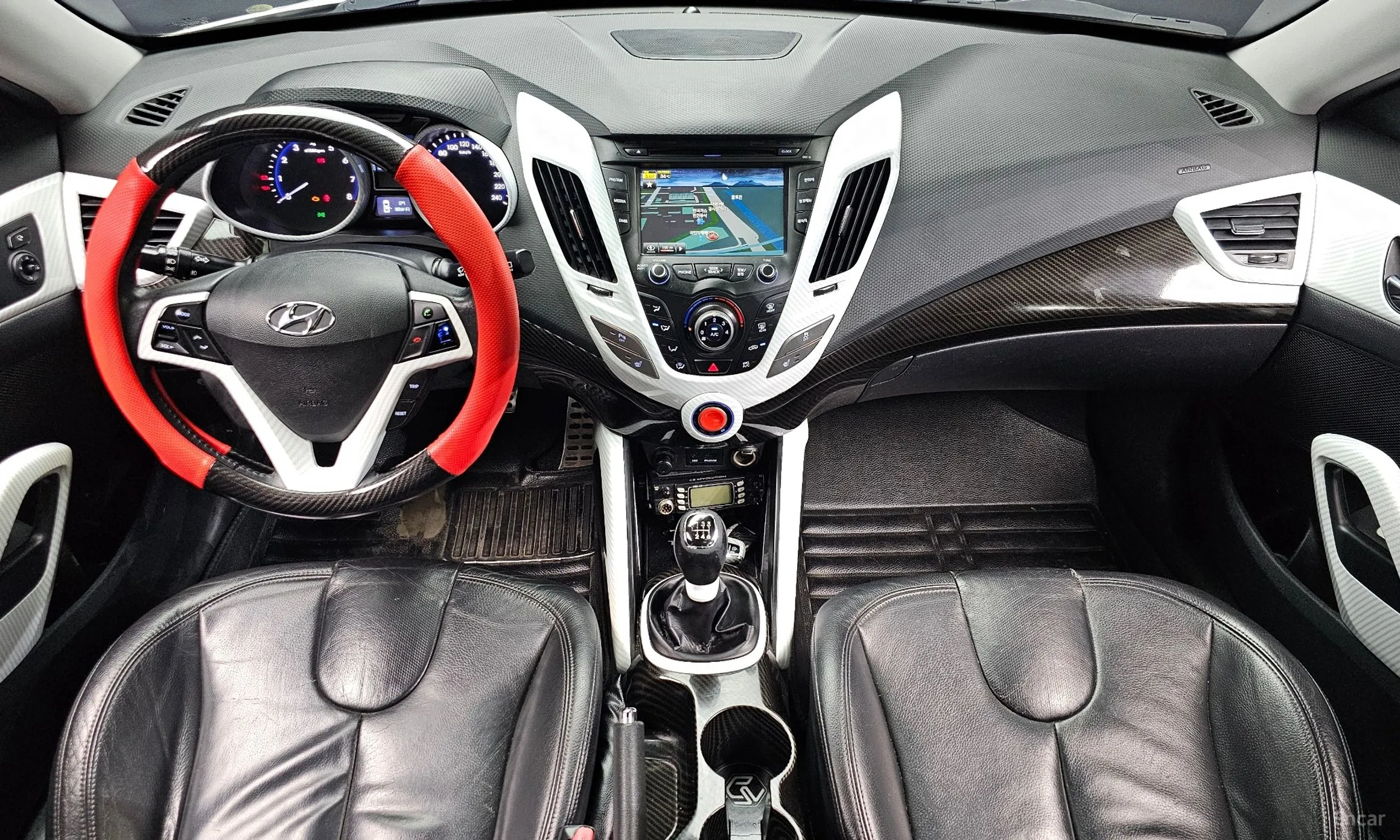 Hyundai Veloster превью 4