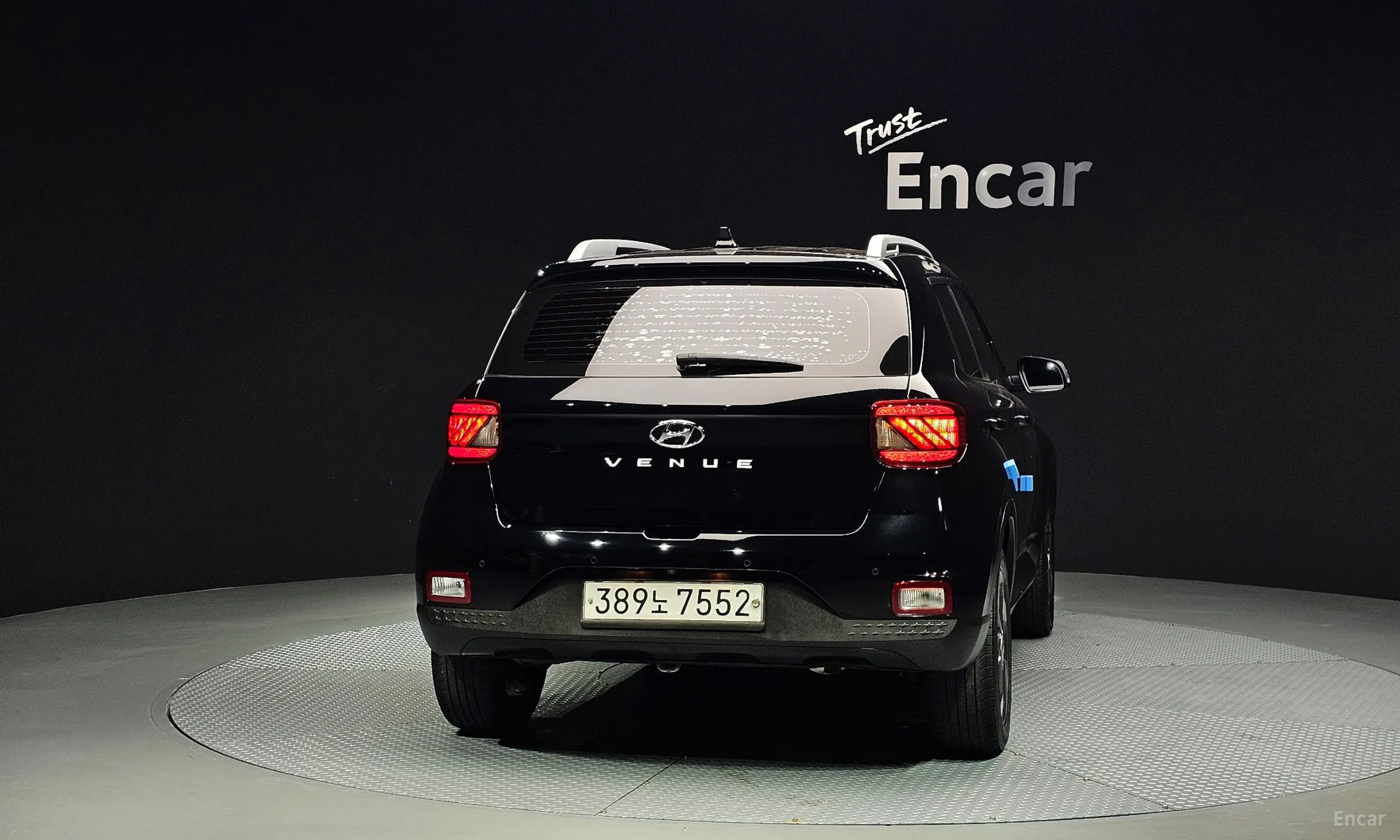 Hyundai Venue превью 3