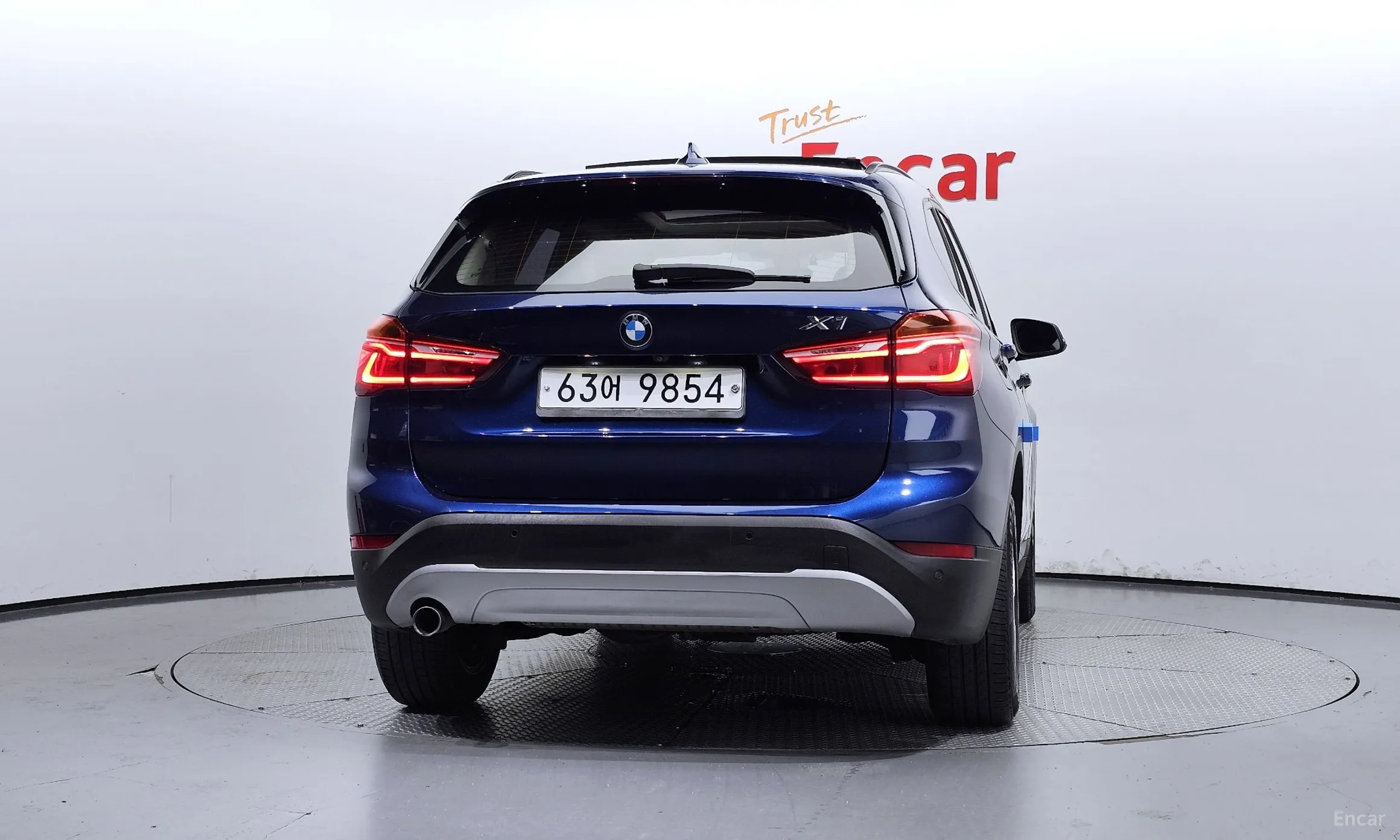 BMW X1 (F48) превью 3