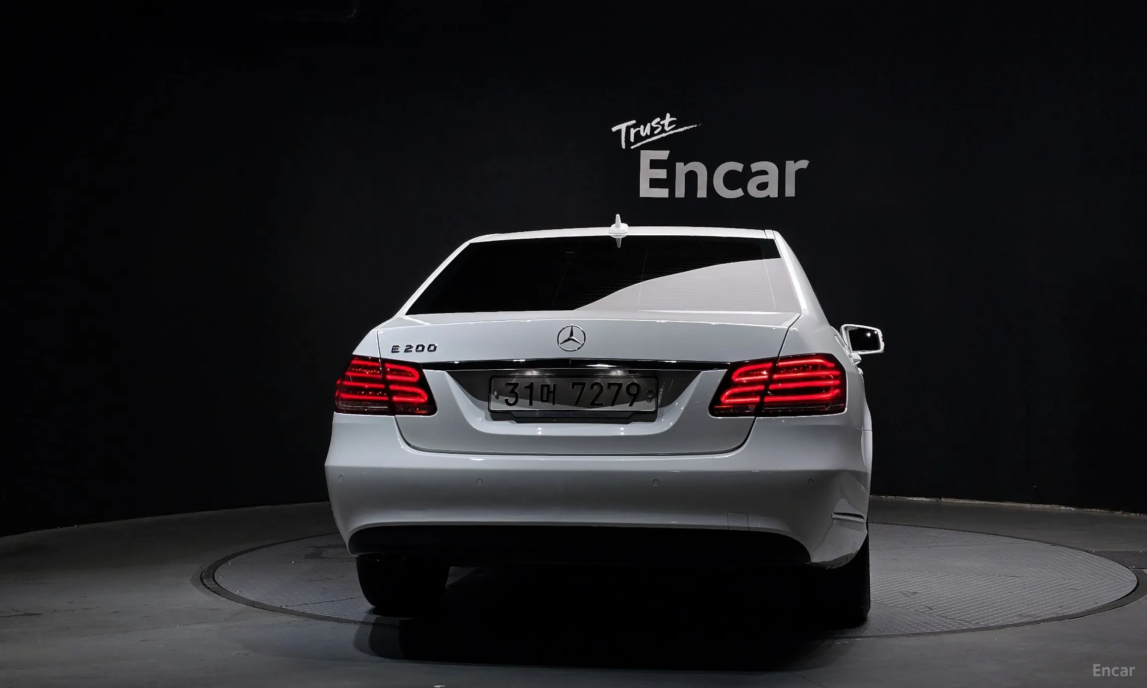 Mercedes Benz E-Class W212 превью 3
