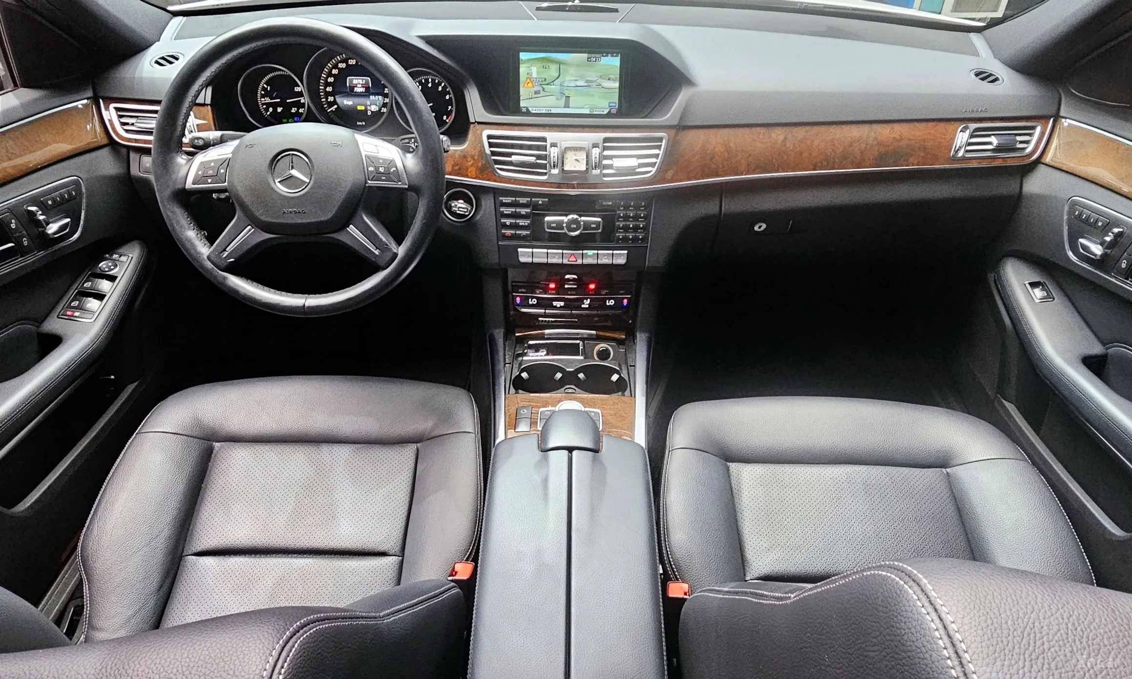 Mercedes Benz E-Class W212 превью 4