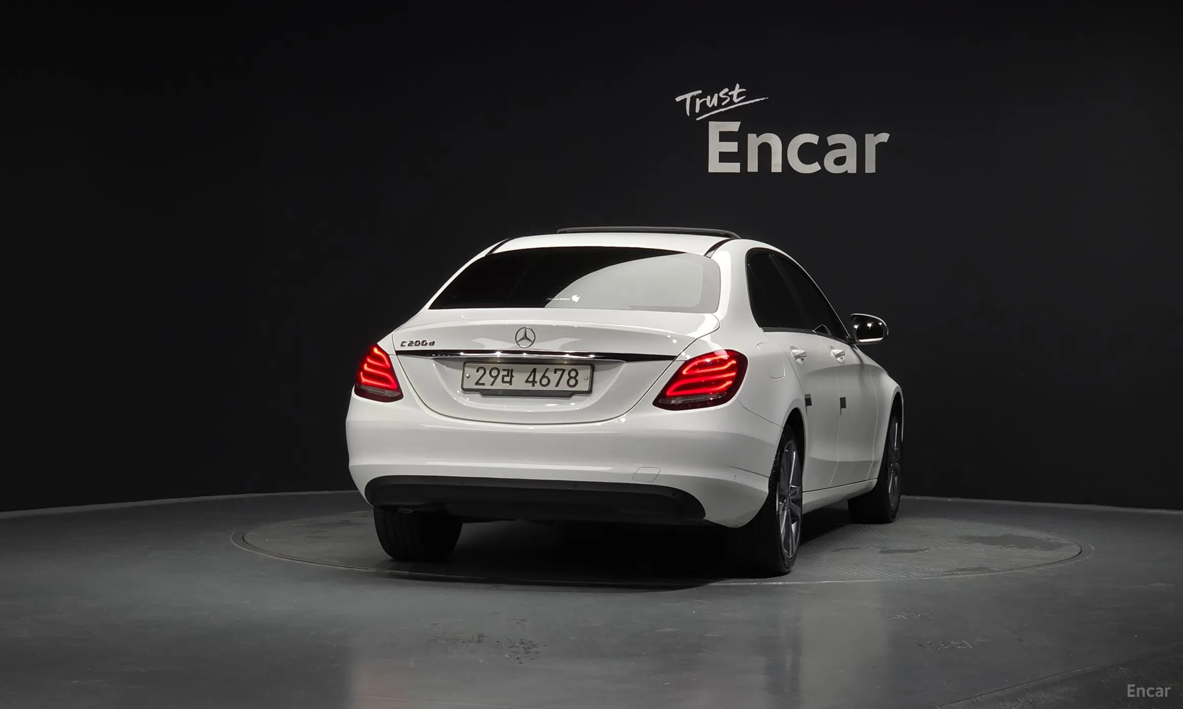 Mercedes Benz C-Class W205 превью 3