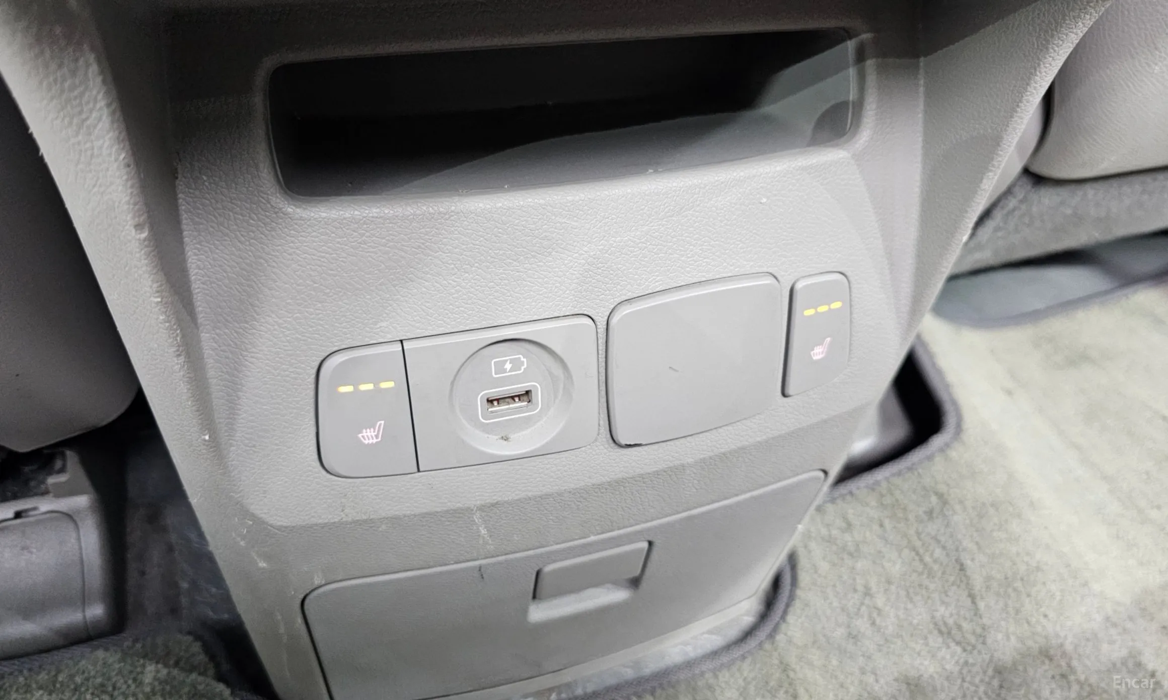 Kia Carnival превью 17